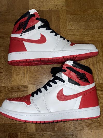 Nike Air Jordan 1 High OG "Heritage"