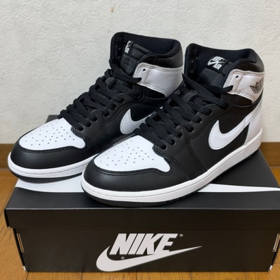 Nike Air Jordan 1 Retro High OG "Black/White"
