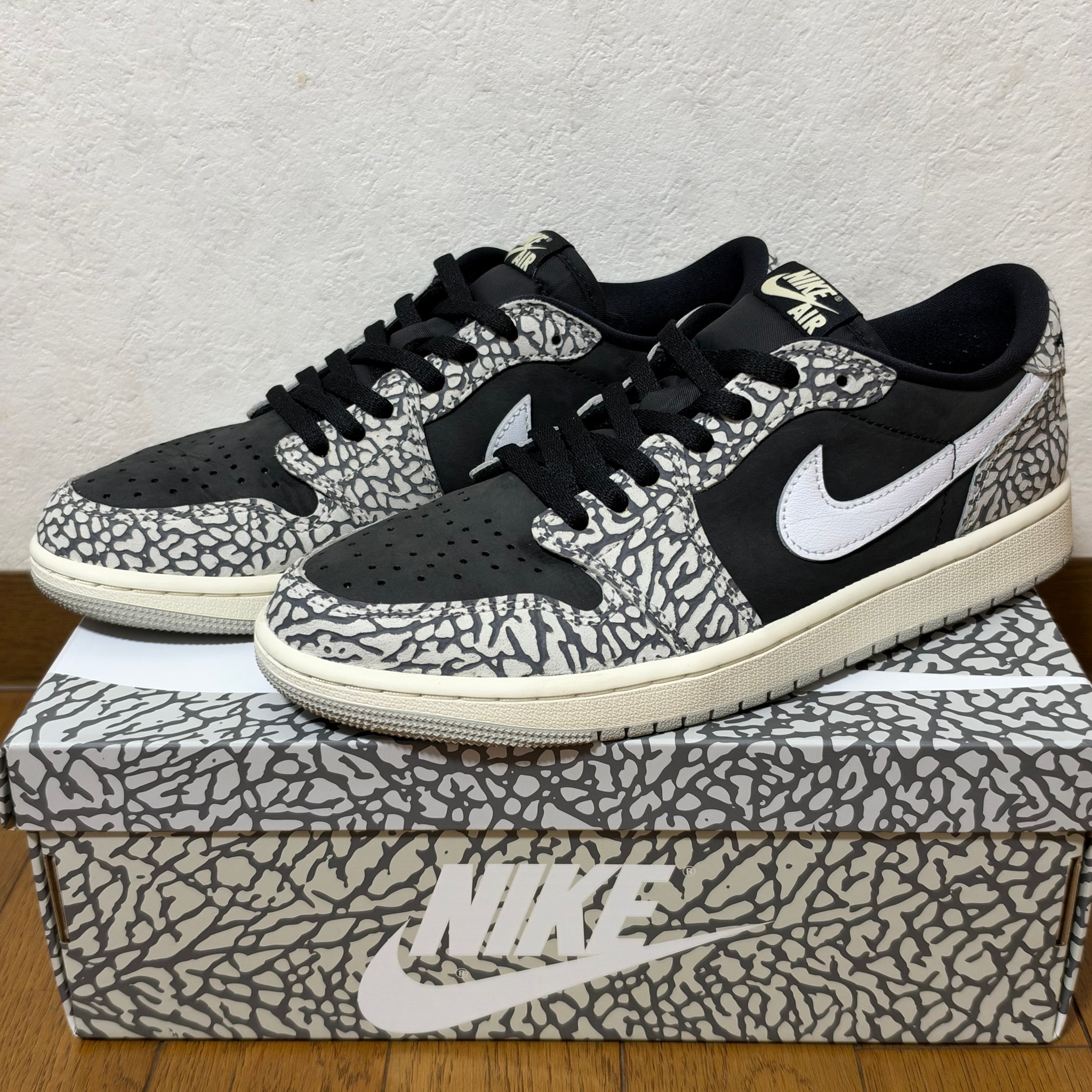 Nike Air Jordan 1 Retro Low OG "Black Cement"