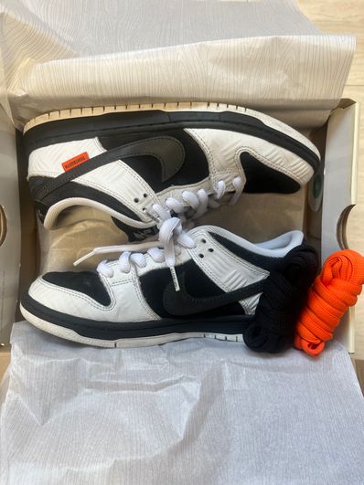 TIGHTBOOTH × Nike SB Dunk Low Pro QS "Black and White"