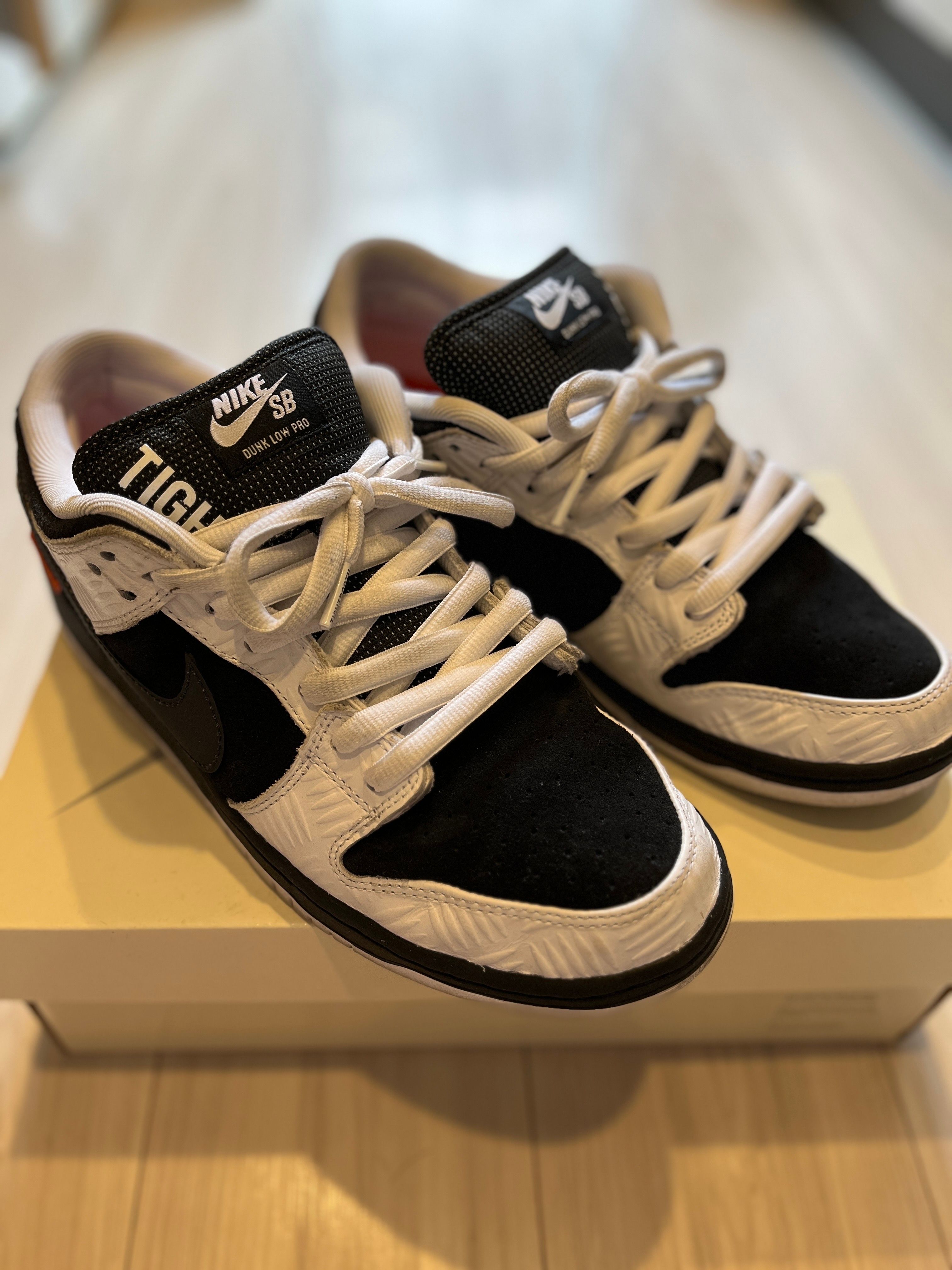 TIGHTBOOTH × Nike SB Dunk Low Pro QS "Black and White"