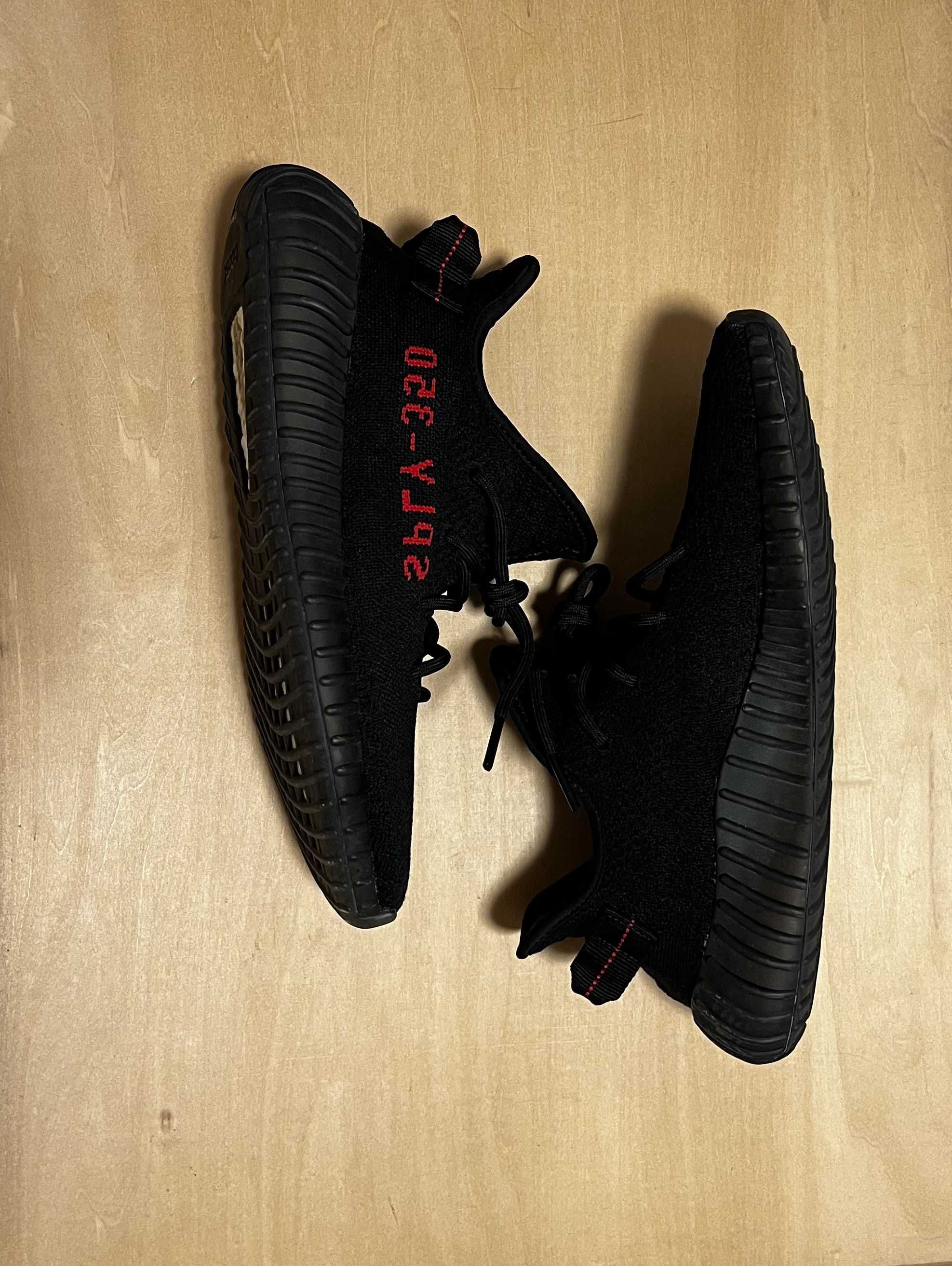 adidas YEEZY Boost 350 V2 "Core Black/Red" (2020)