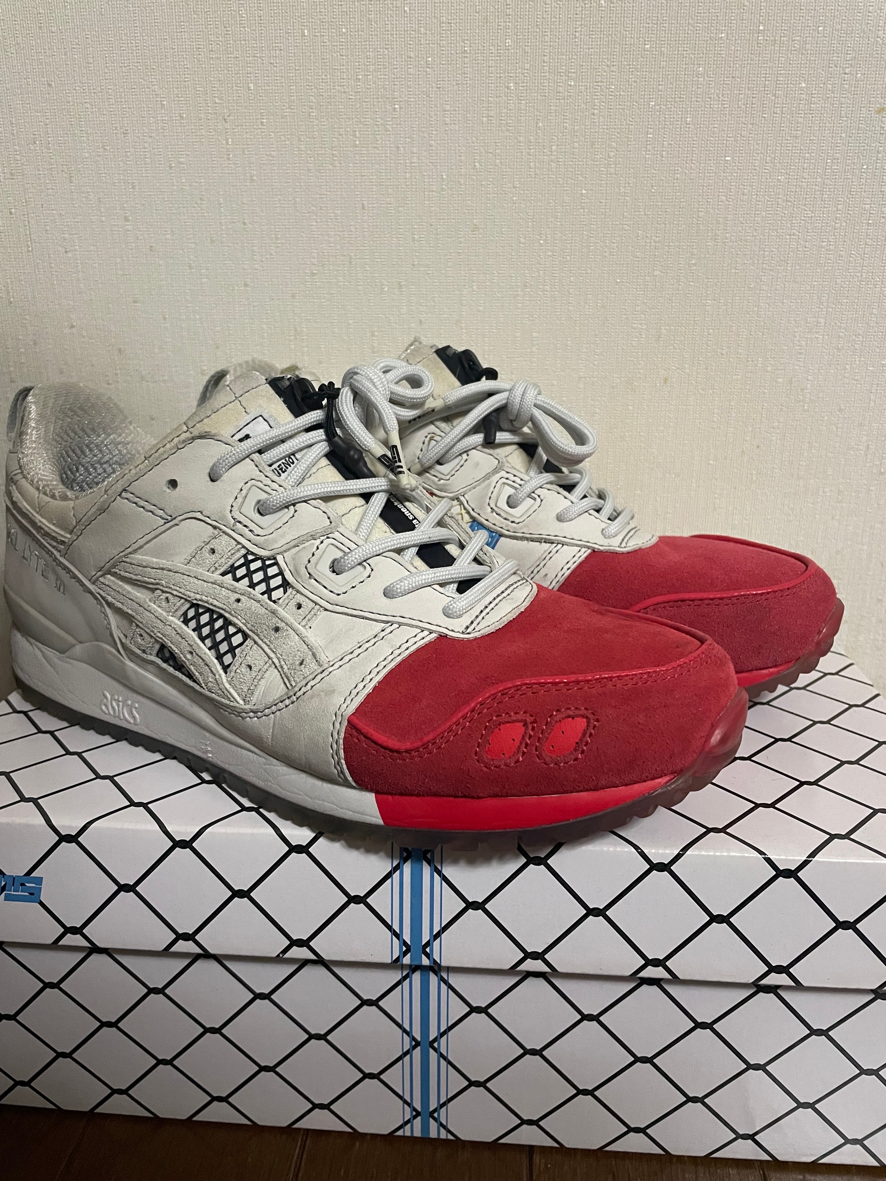 ミタスニーカーズ × アシックス ゲルライト3  30th アニバーサリー "ホワイト/レッド ブルー"