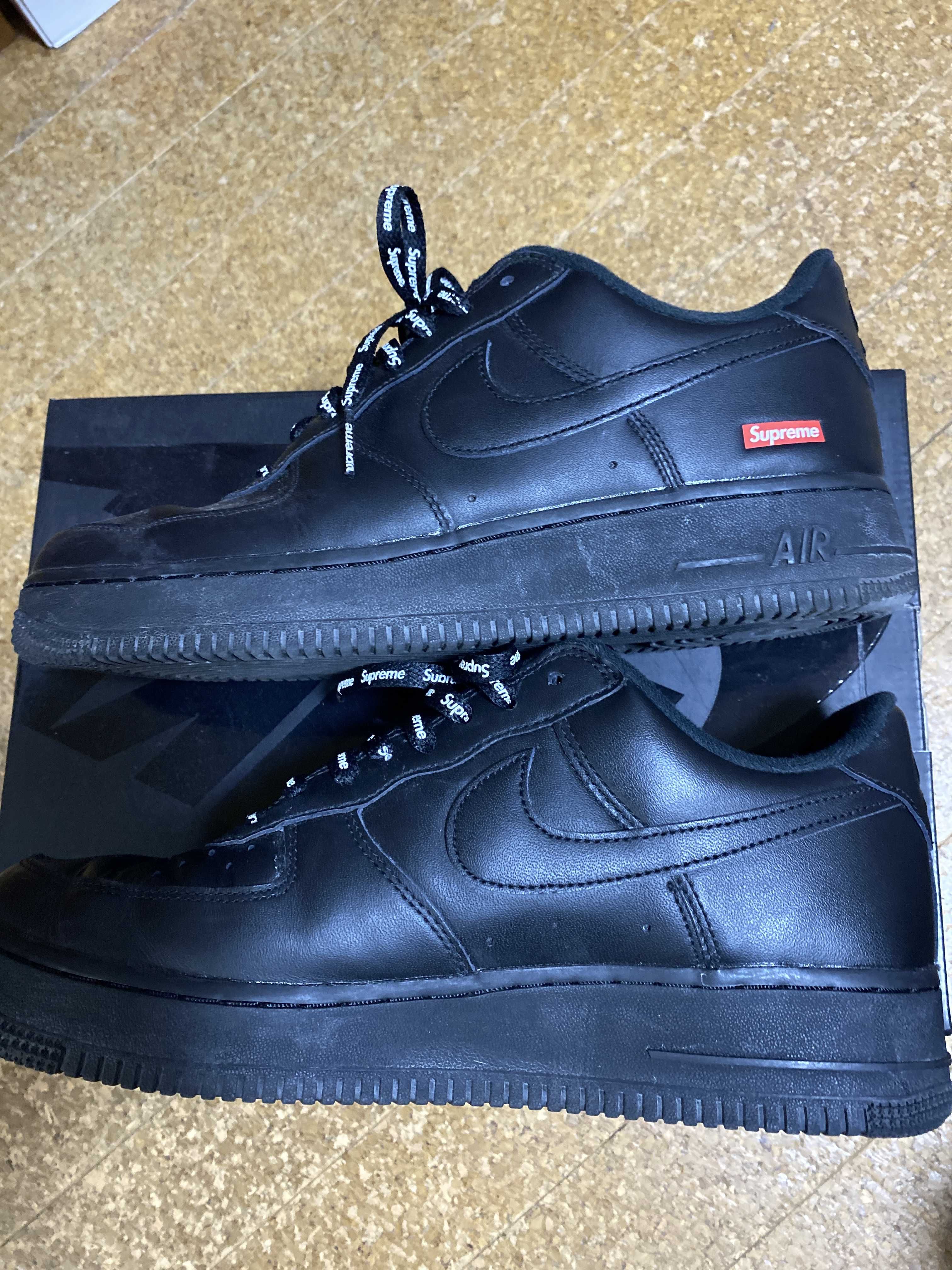 Supreme × Nike Air Force 1 Low "Black"