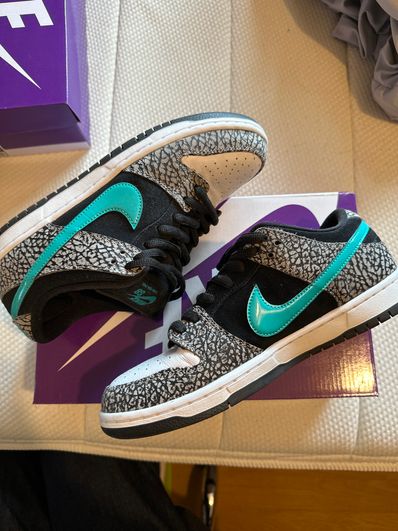 Nike SB Dunk Low "Elephant/Safari"