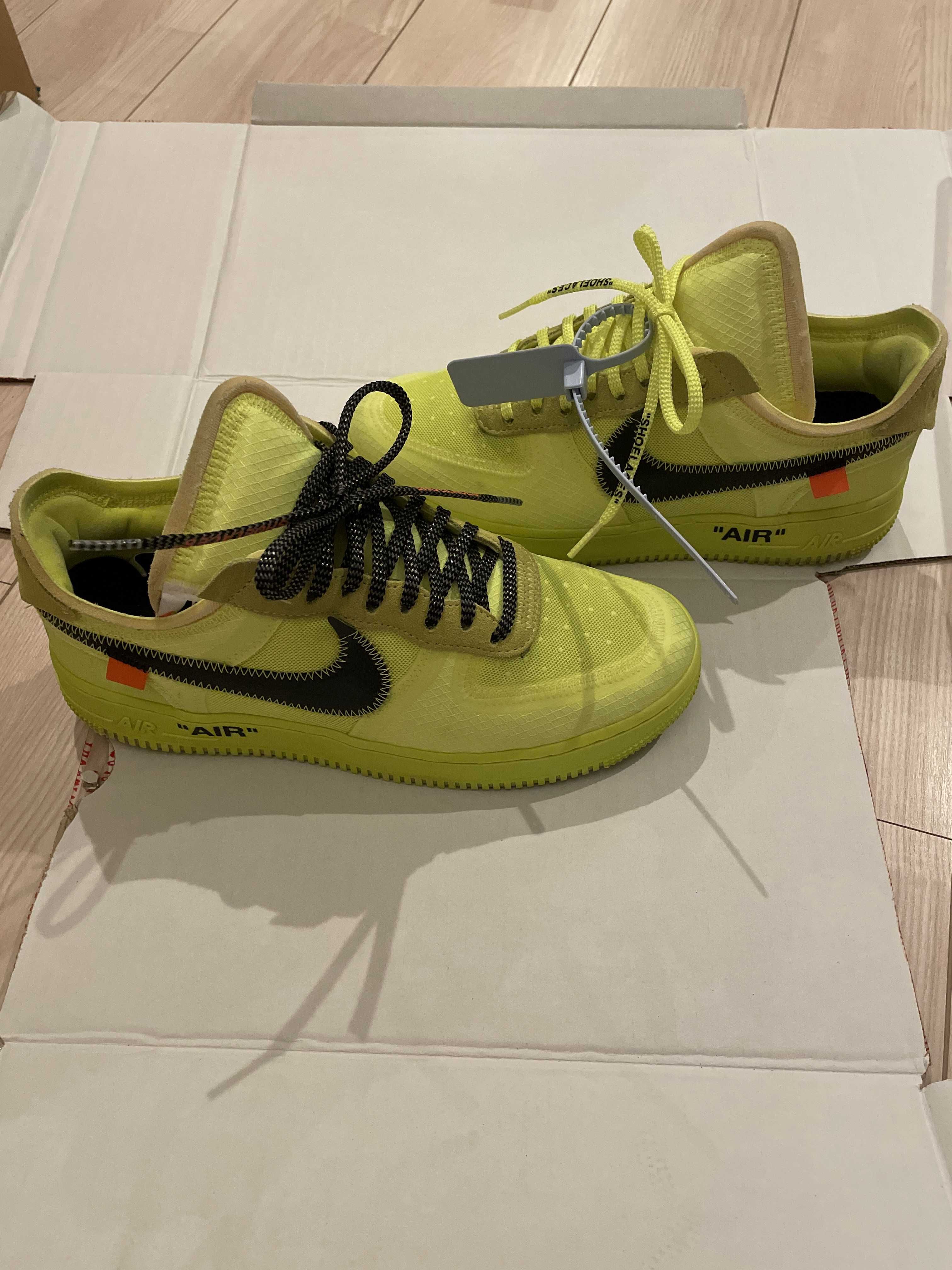 Off-White × Nike Air Force 1 Low "Volt"