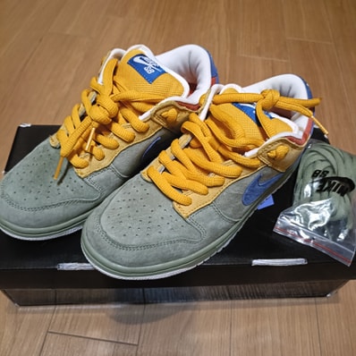 Nike SB Dunk Low "Puff N Stuff"