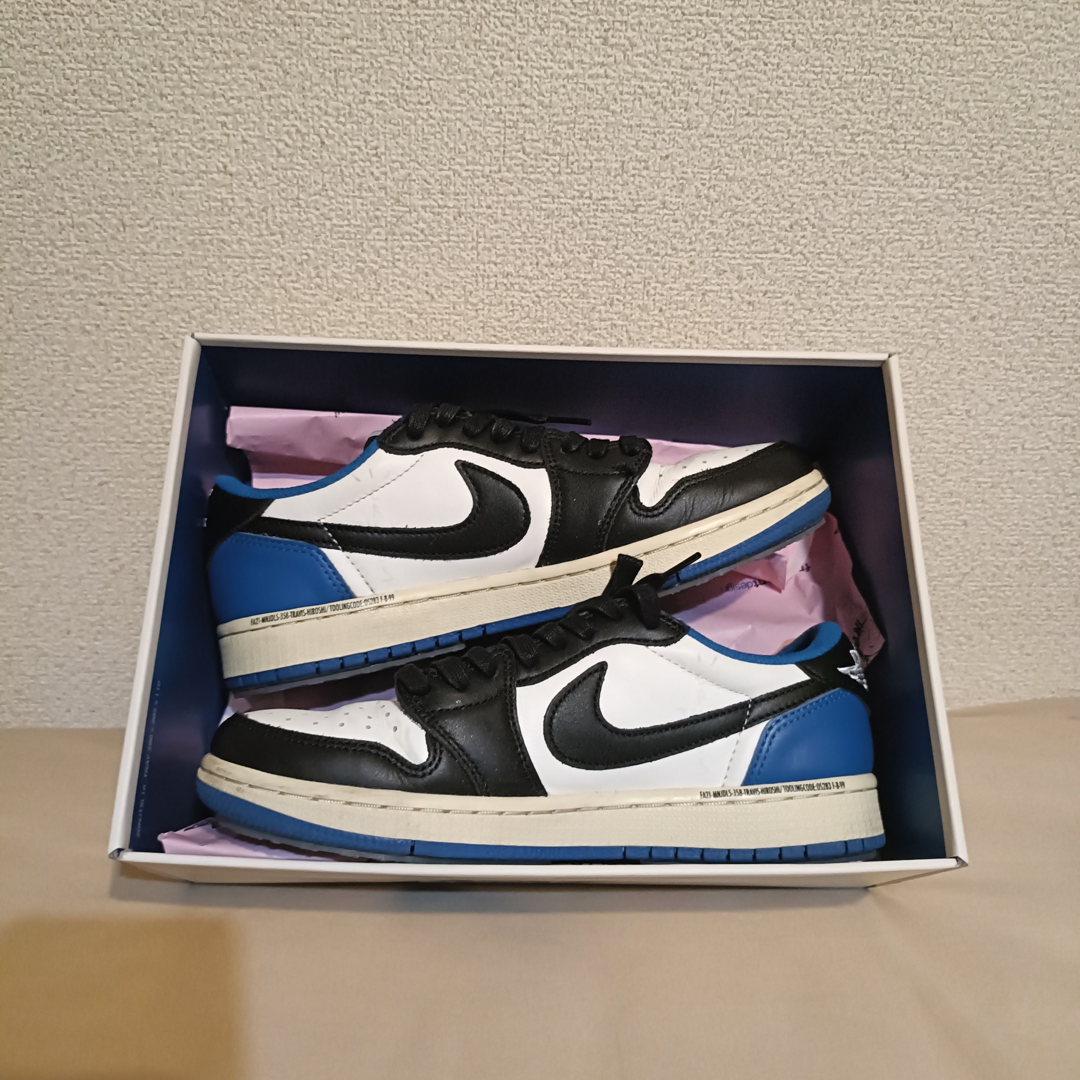 Travis Scott × fragment design × Nike Air Jordan 1 Low OG SP "Military Blue"