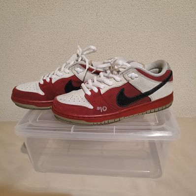Nike SB Dunk Low "Roller Derby"