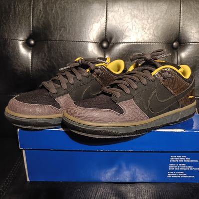 Nike Dunk SB Low "Yellow Curb"