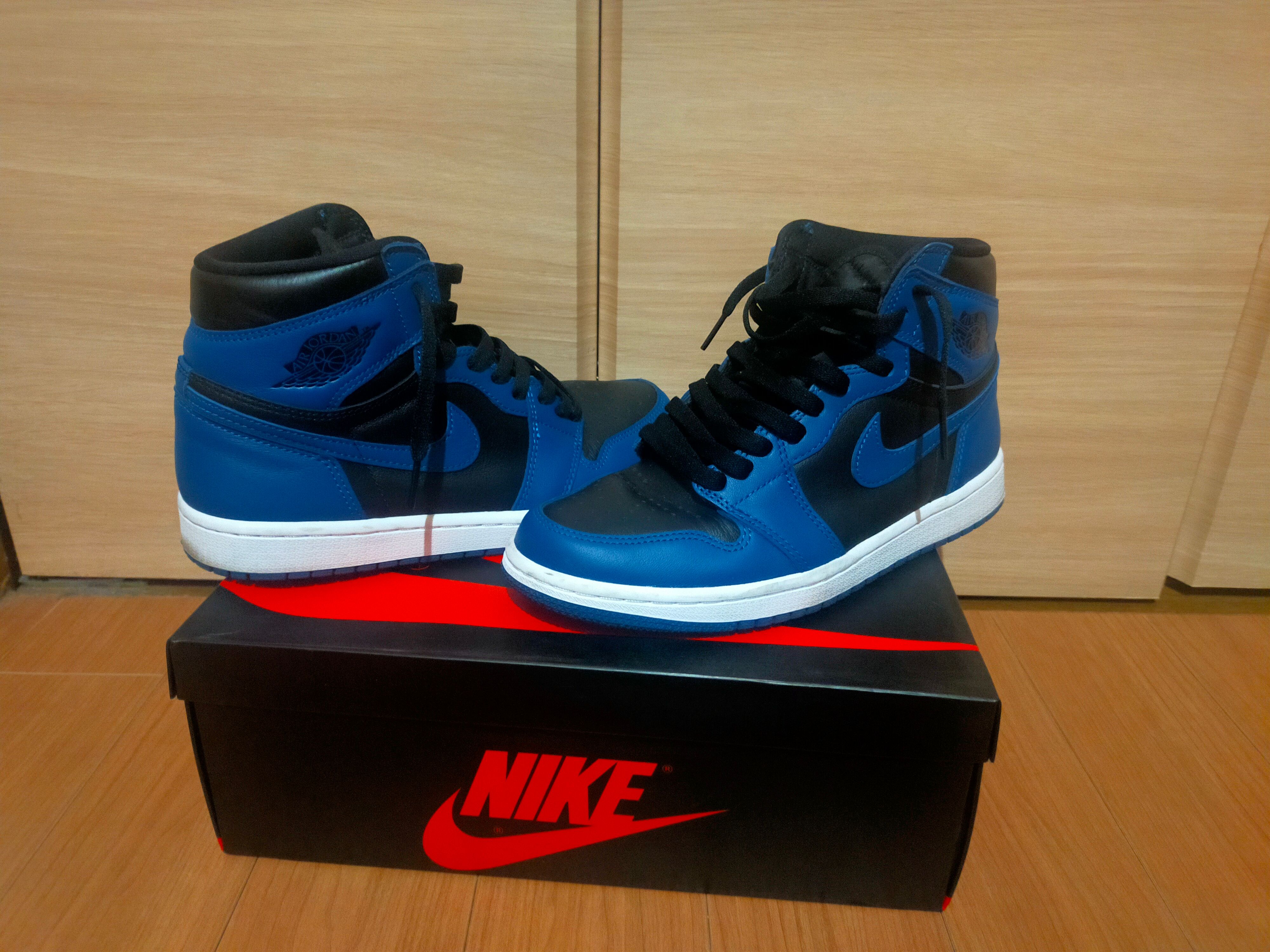 Nike Air Jordan 1 Retro High OG "Dark Marina Blue"