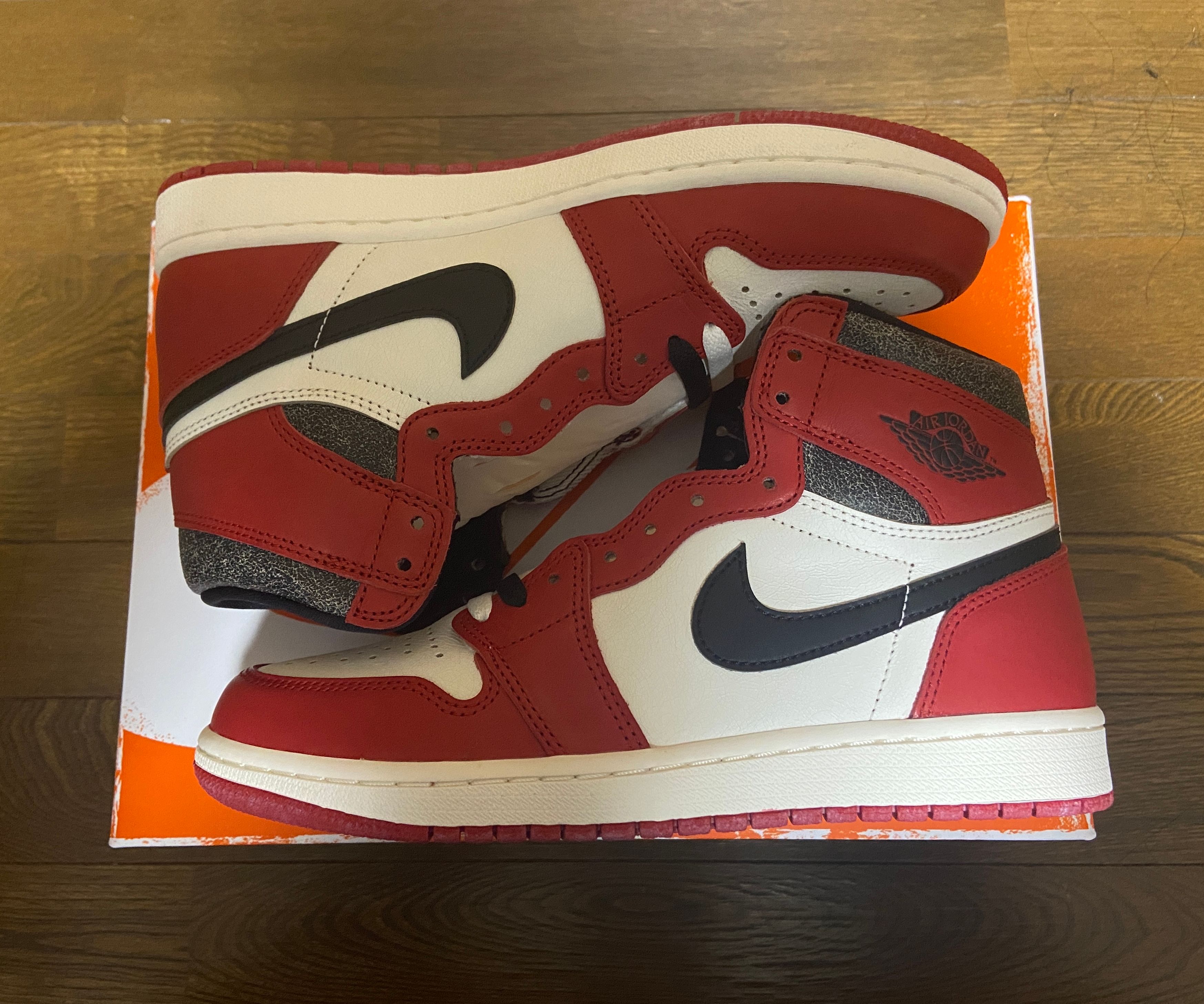 Nike Air Jordan 1 High OG "Lost & Found/Chicago"