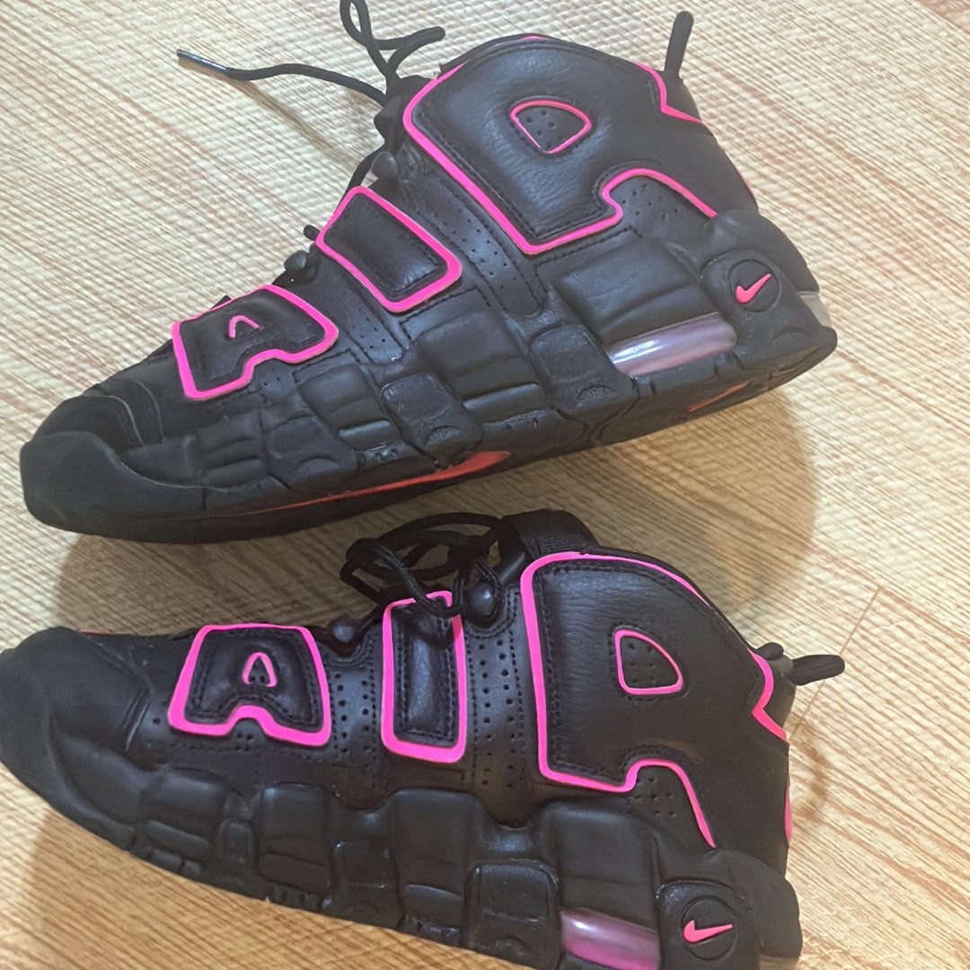 Nike GS Air More Uptempo "Black Pink Blast"