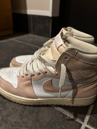 Nike Women's Air Jordan 1 Retro High OG "Washed Pink"