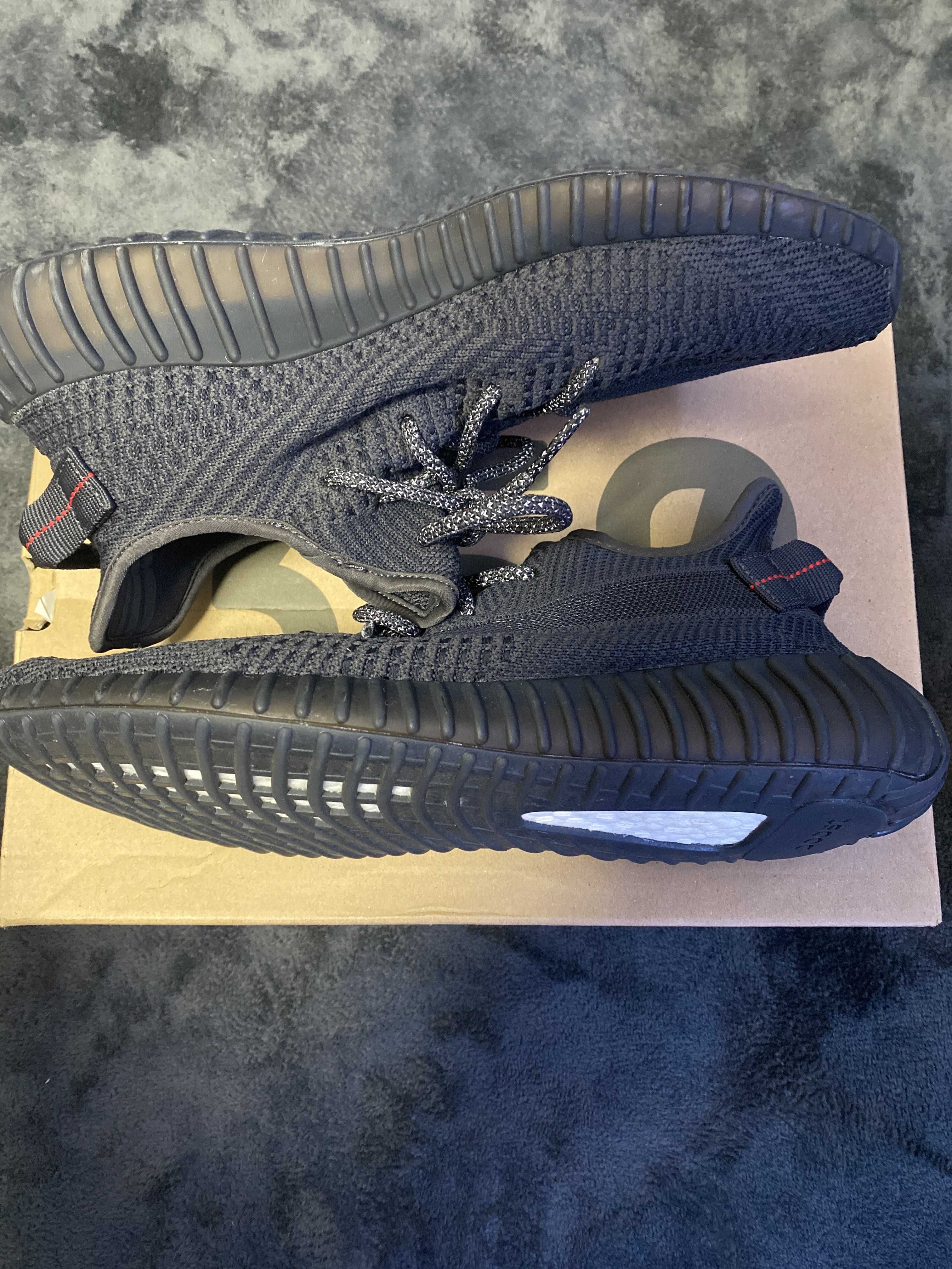 adidas YEEZY Boost 350 V2 "Black"