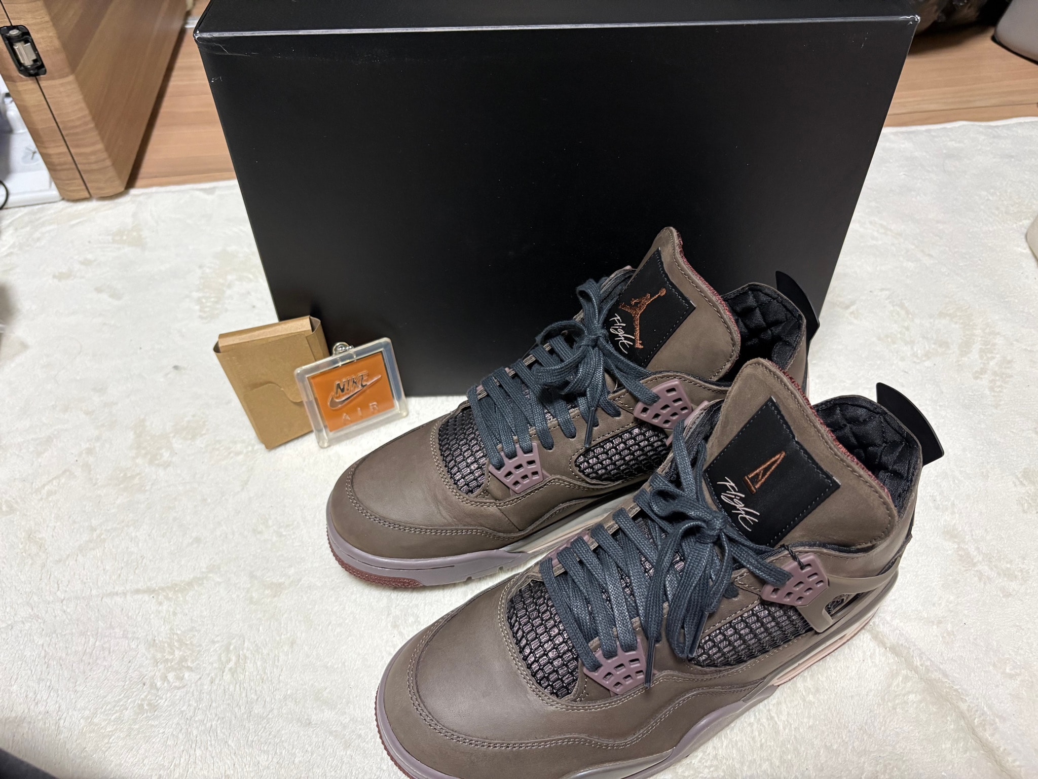 A Ma Maniere × Nike Air Jordan 4 SP "Dark Mocha"