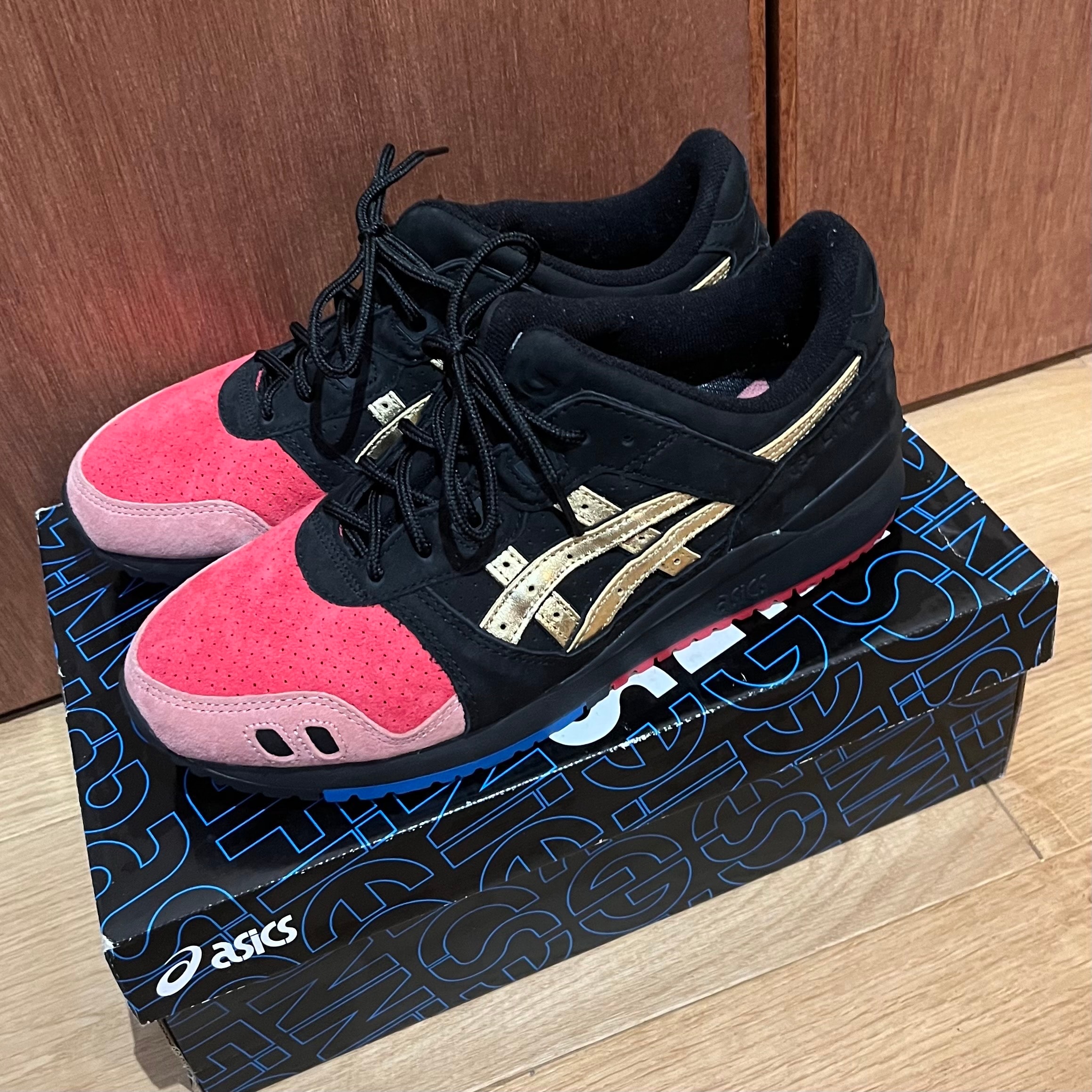Ronnie Fieg × Asics Gel-Lyte III Tokyo Trio 252.1 "Black/Gold"