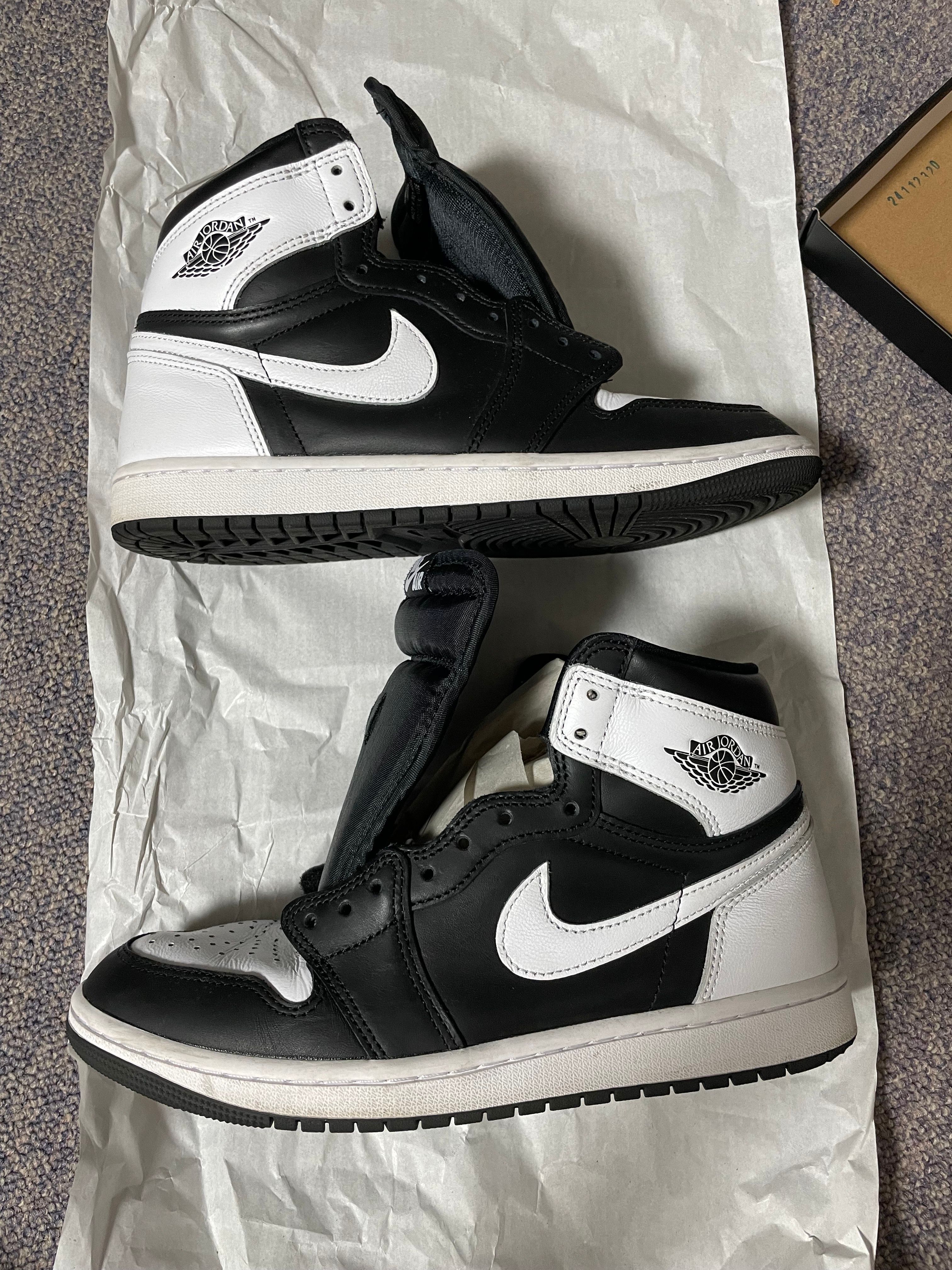 Nike Air Jordan 1 Retro High OG "Black/White"
