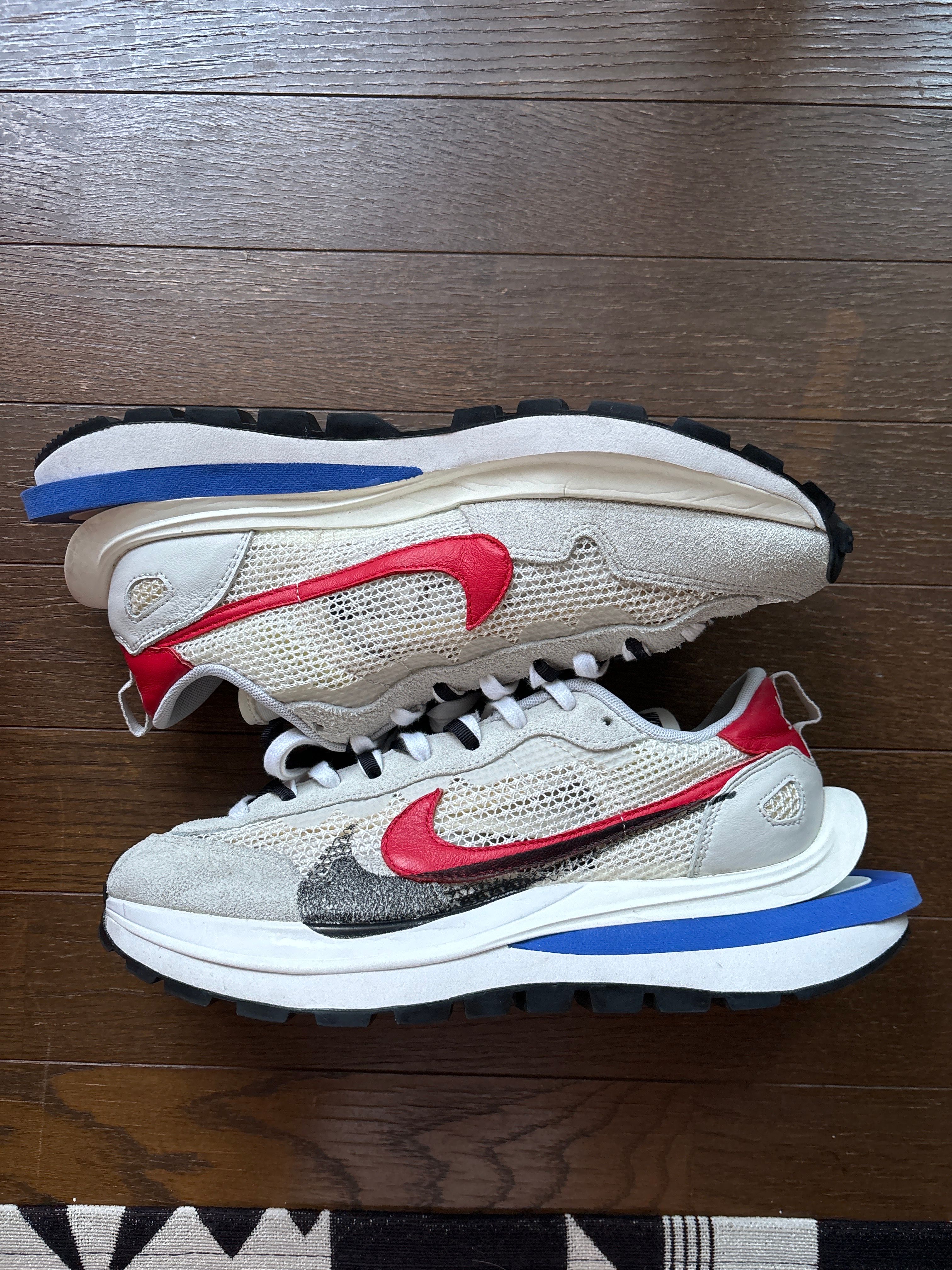 sacai × Nike Vapor Waffle "Royal Fuchsia"