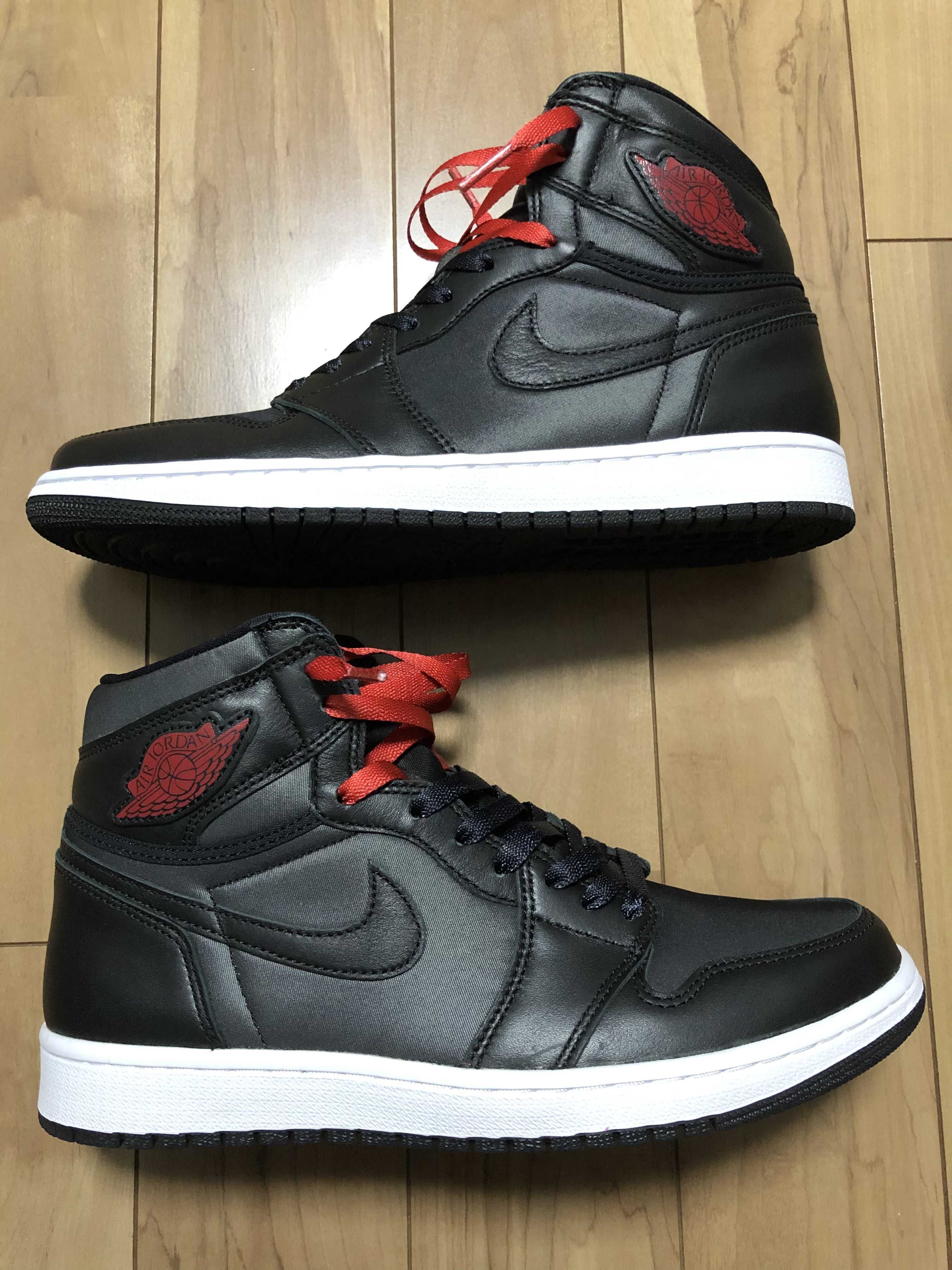 Nike Air Jordan 1 Retro High OG "Black/Metallic Silver/Gym Red"  