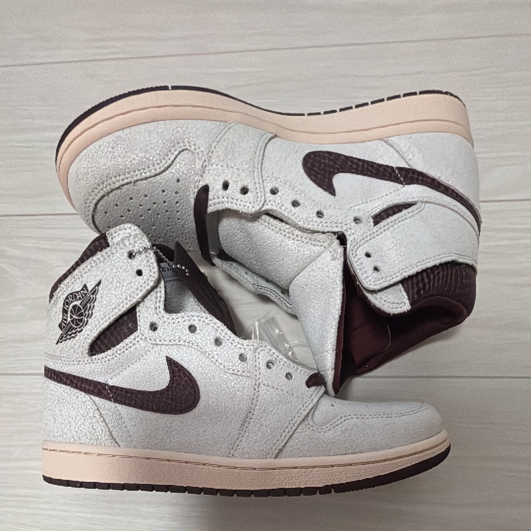 A Ma Maniere × Nike Air Jordan 1 Retro High OG "Sail and Burgundy"