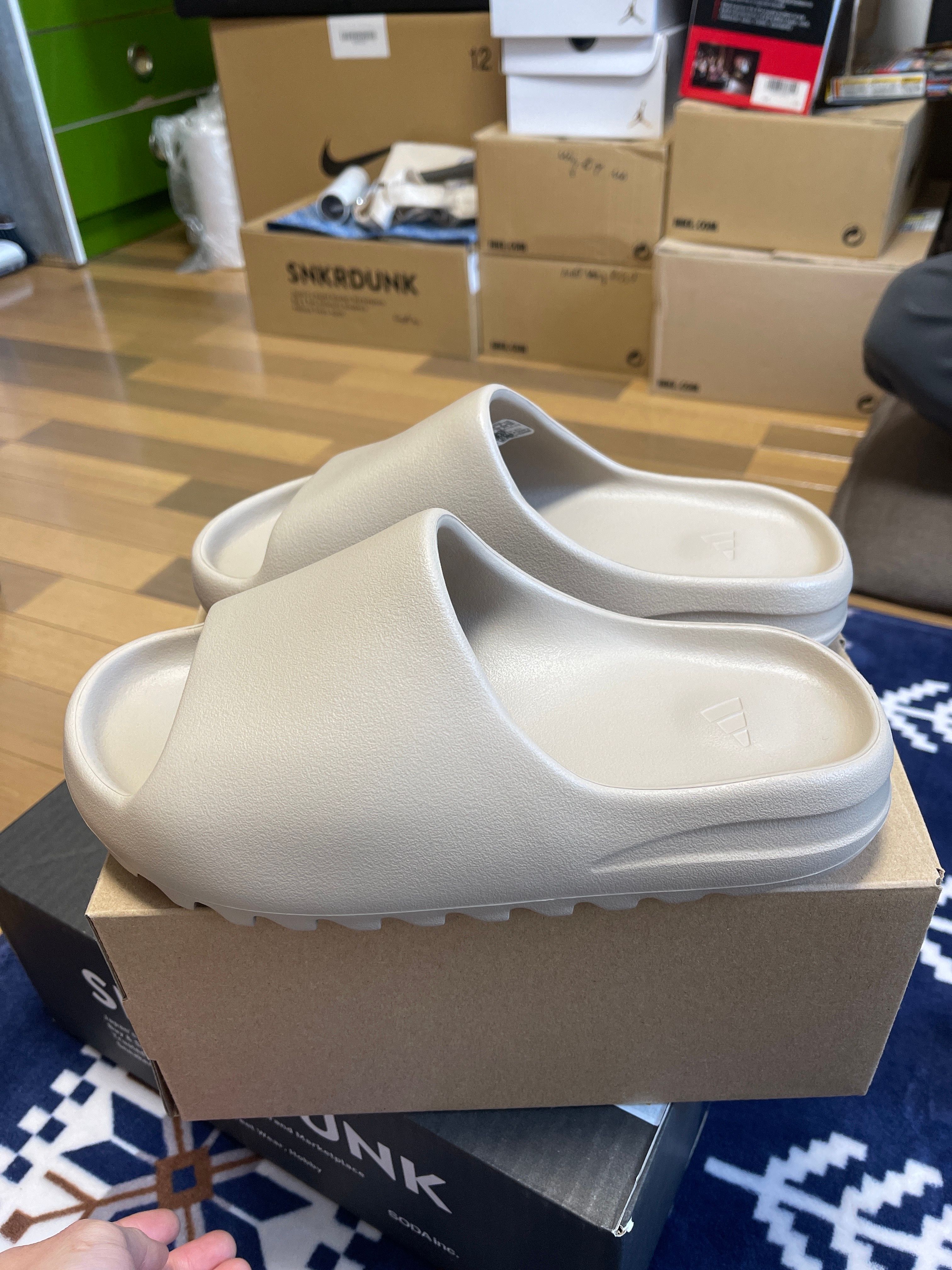 adidas YEEZY Slide "Pure" (GW1934)