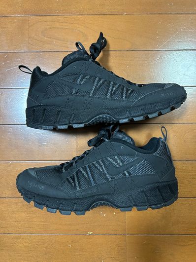 Supreme × Nike Air Humara "Black"