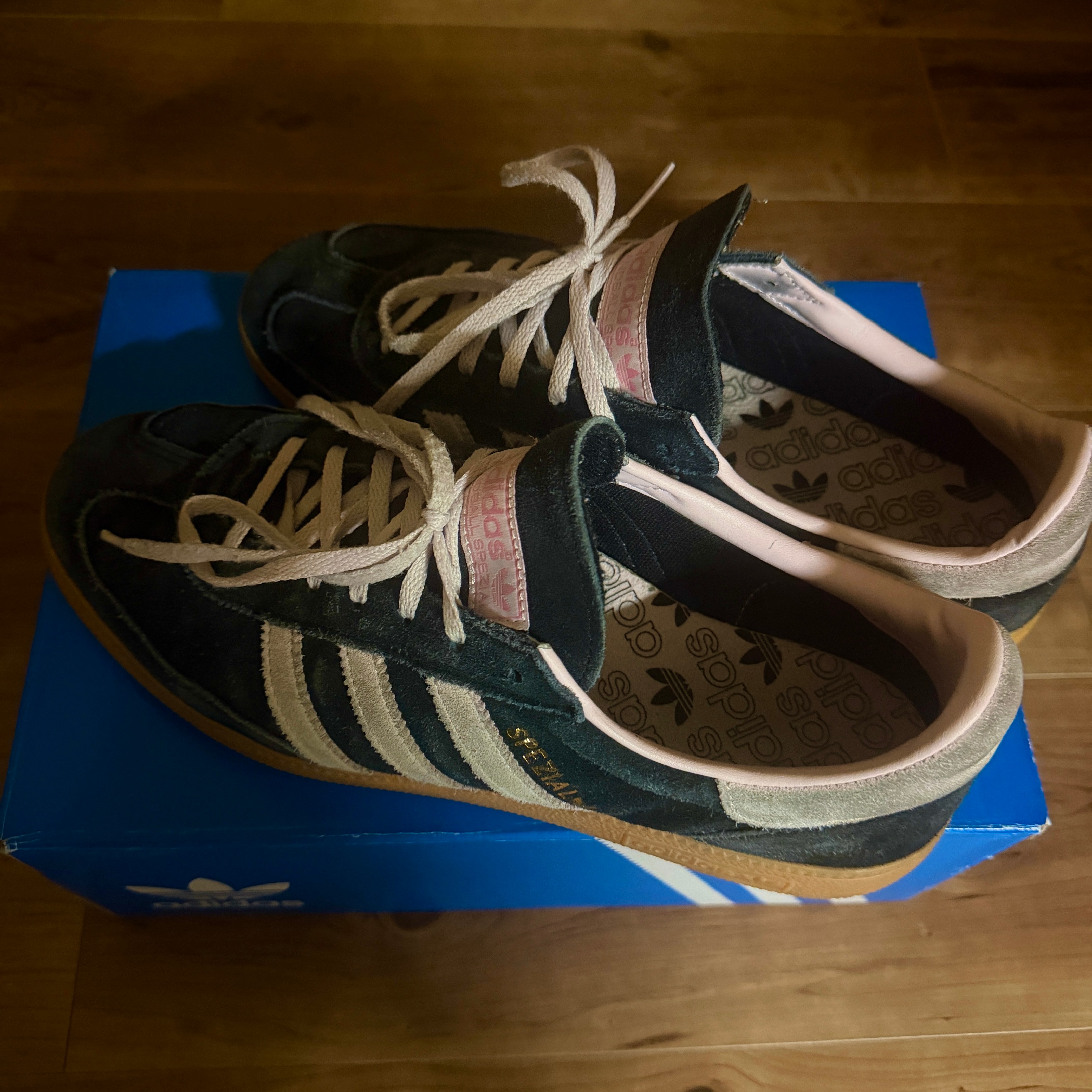 adidas Handball Spezial "Core Black/Clear Pink/Gum"