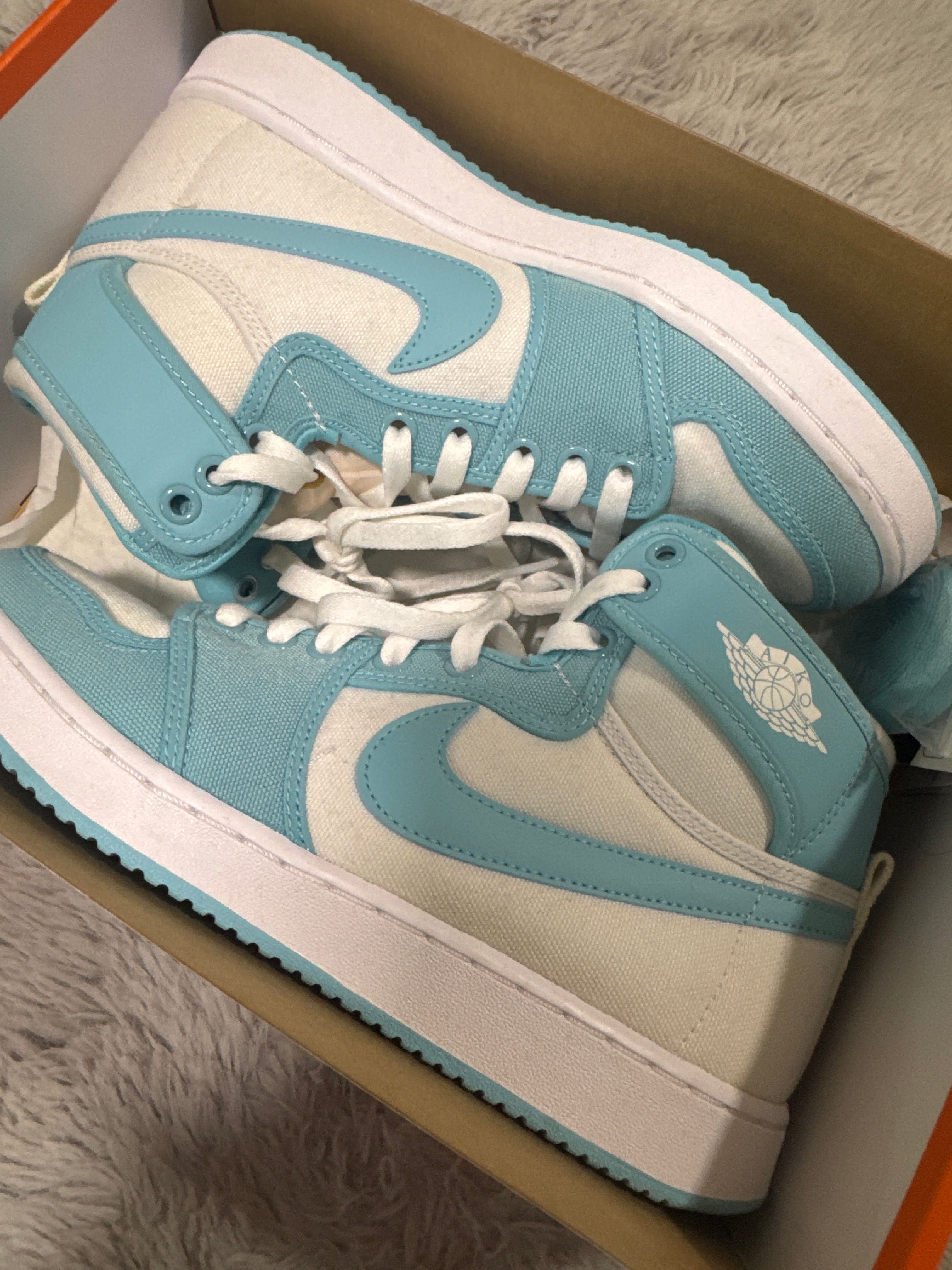 Nike Air Jordan 1 KO "Bleached Aqua"