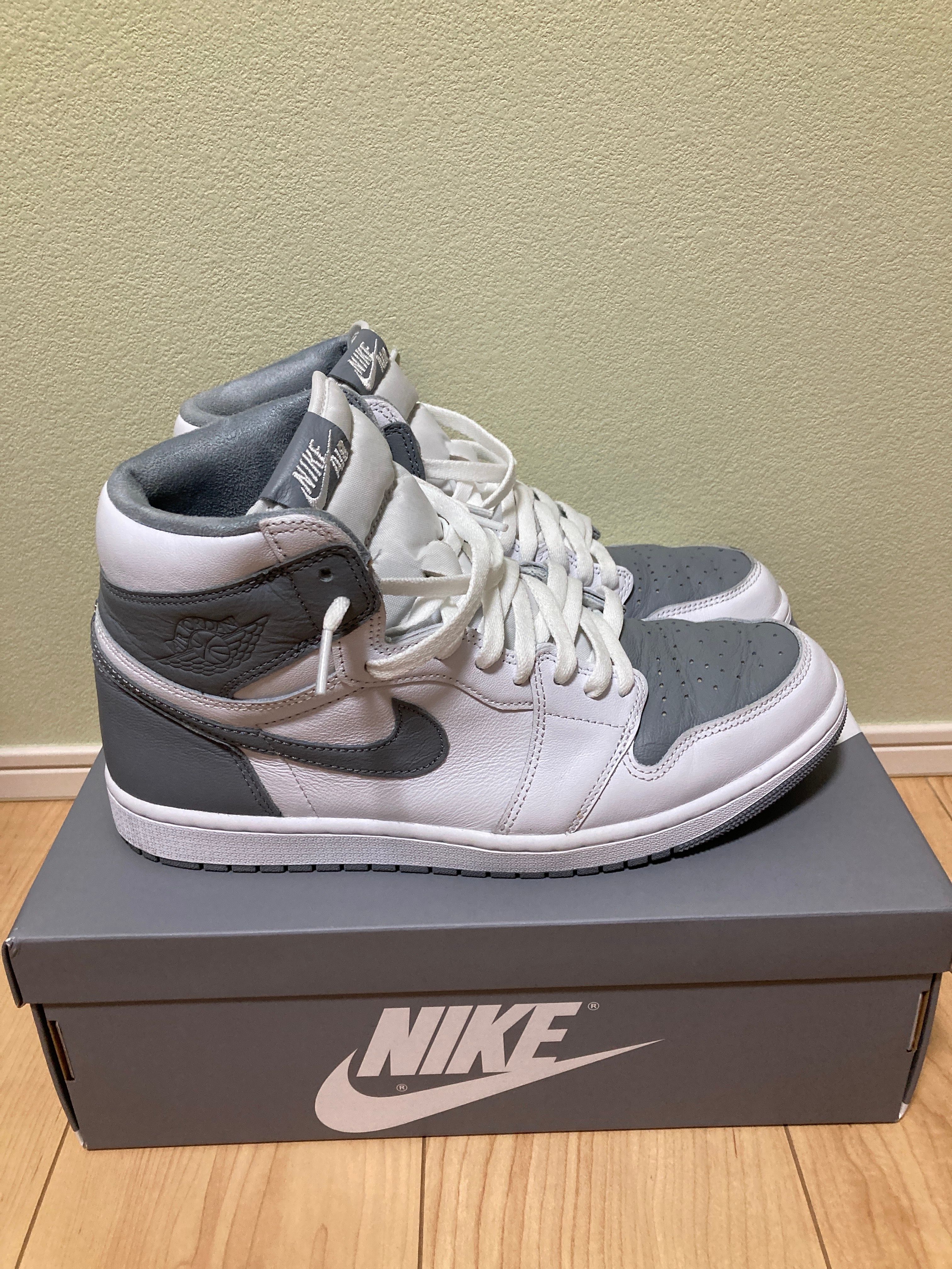 Nike Air Jordan 1 High OG "Stealth"