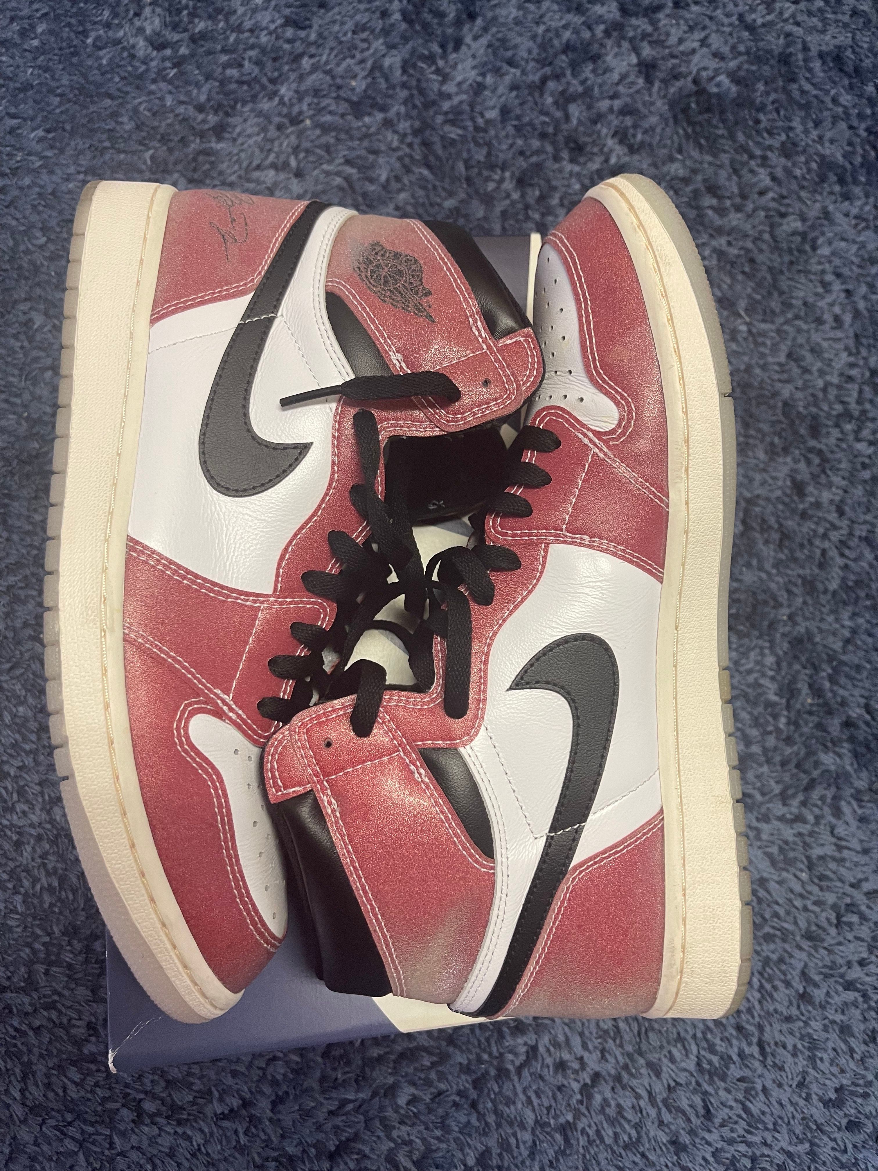 Trophy Room × Nike Air Jordan 1 High OG "Chicago"