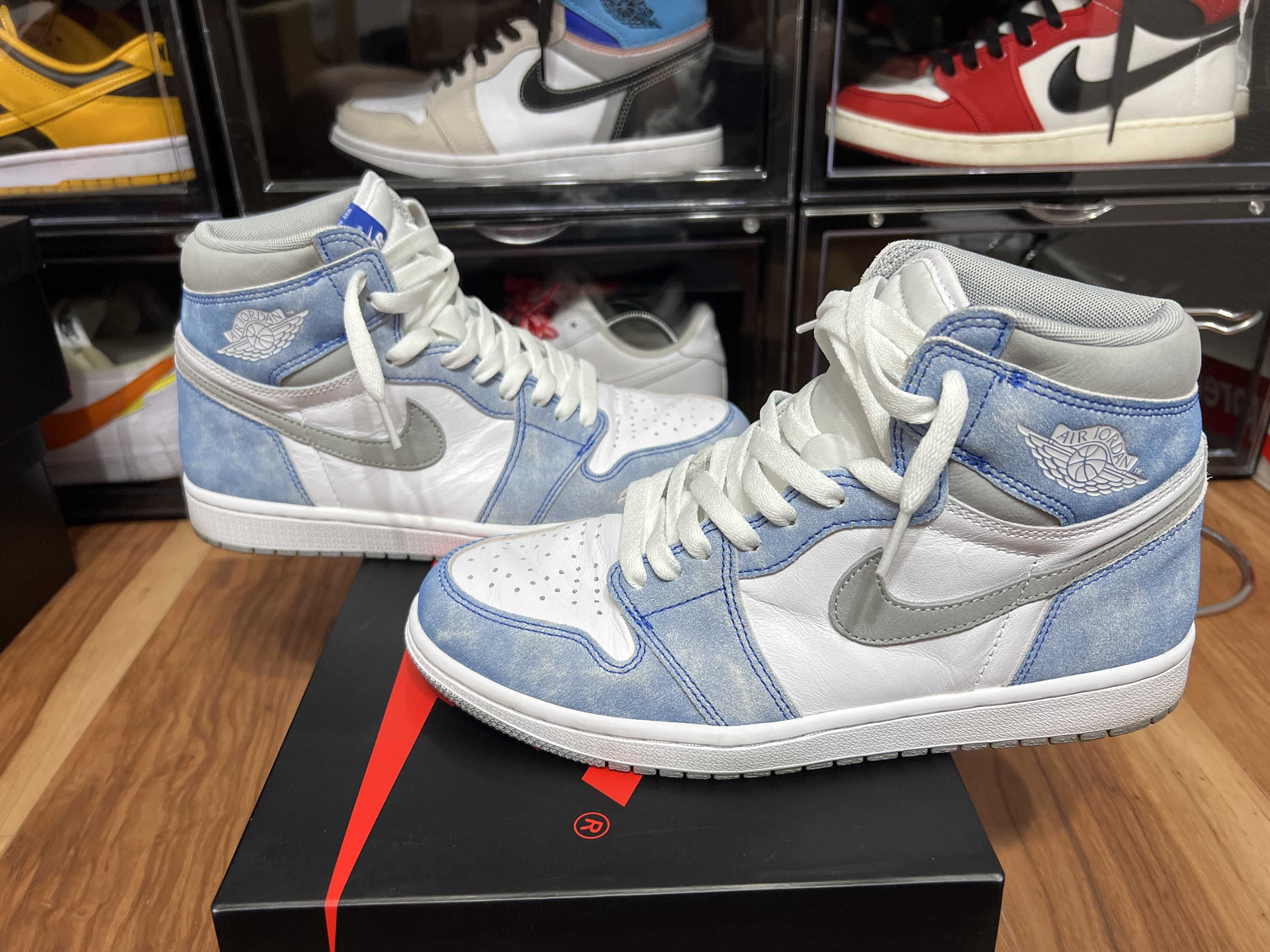 Nike Air Jordan 1 High OG "Hyper Royal"