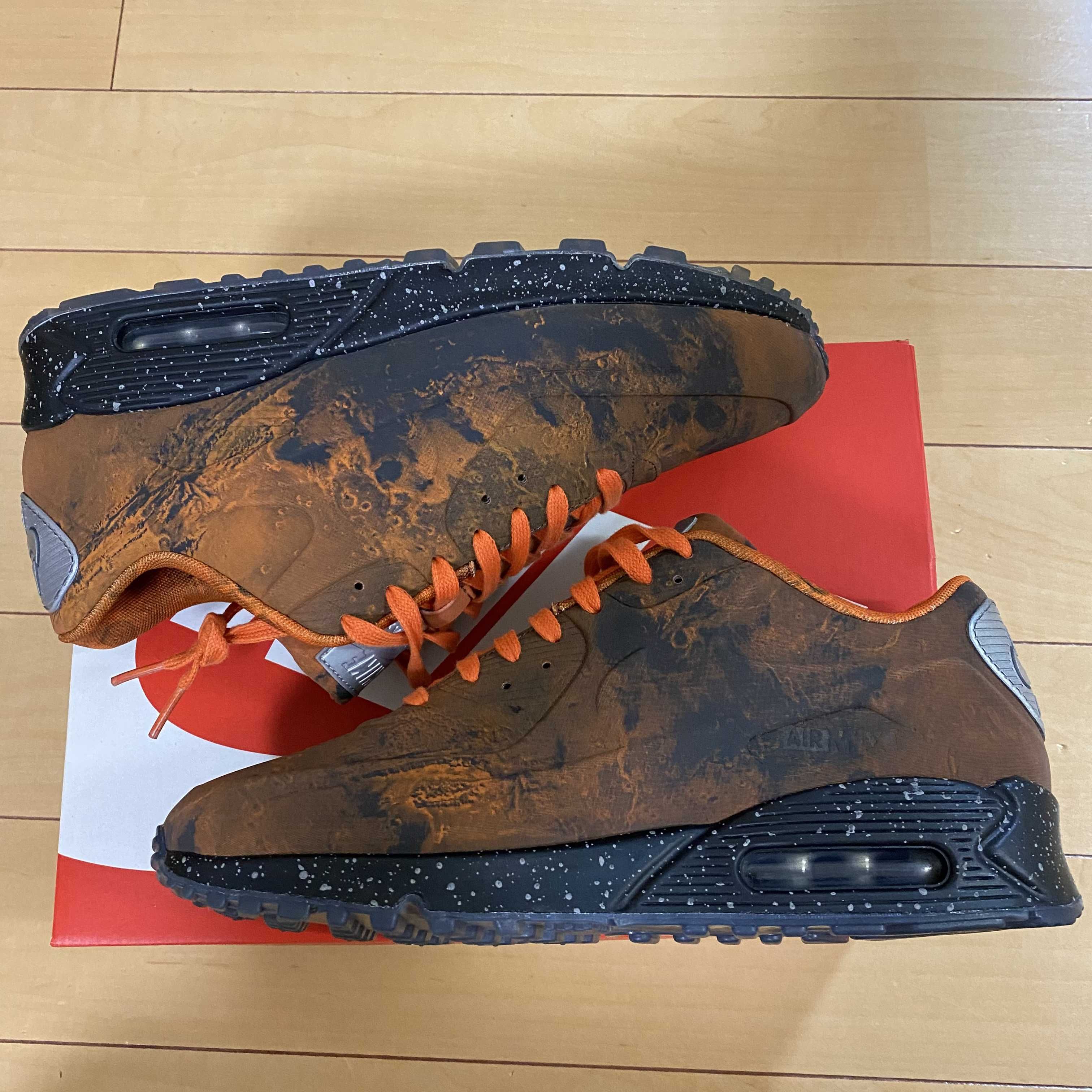 NIKE AIR MAX 90 QS "MARS LANDING"