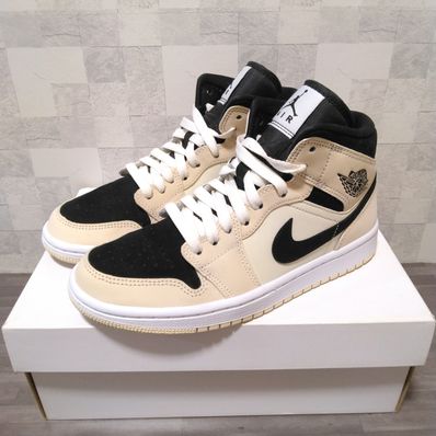 NIKE Women's AIR JORDAN 1 MID "GUAVA ICE"
