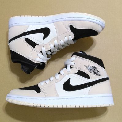 NIKE Women's AIR JORDAN 1 MID "GUAVA ICE"