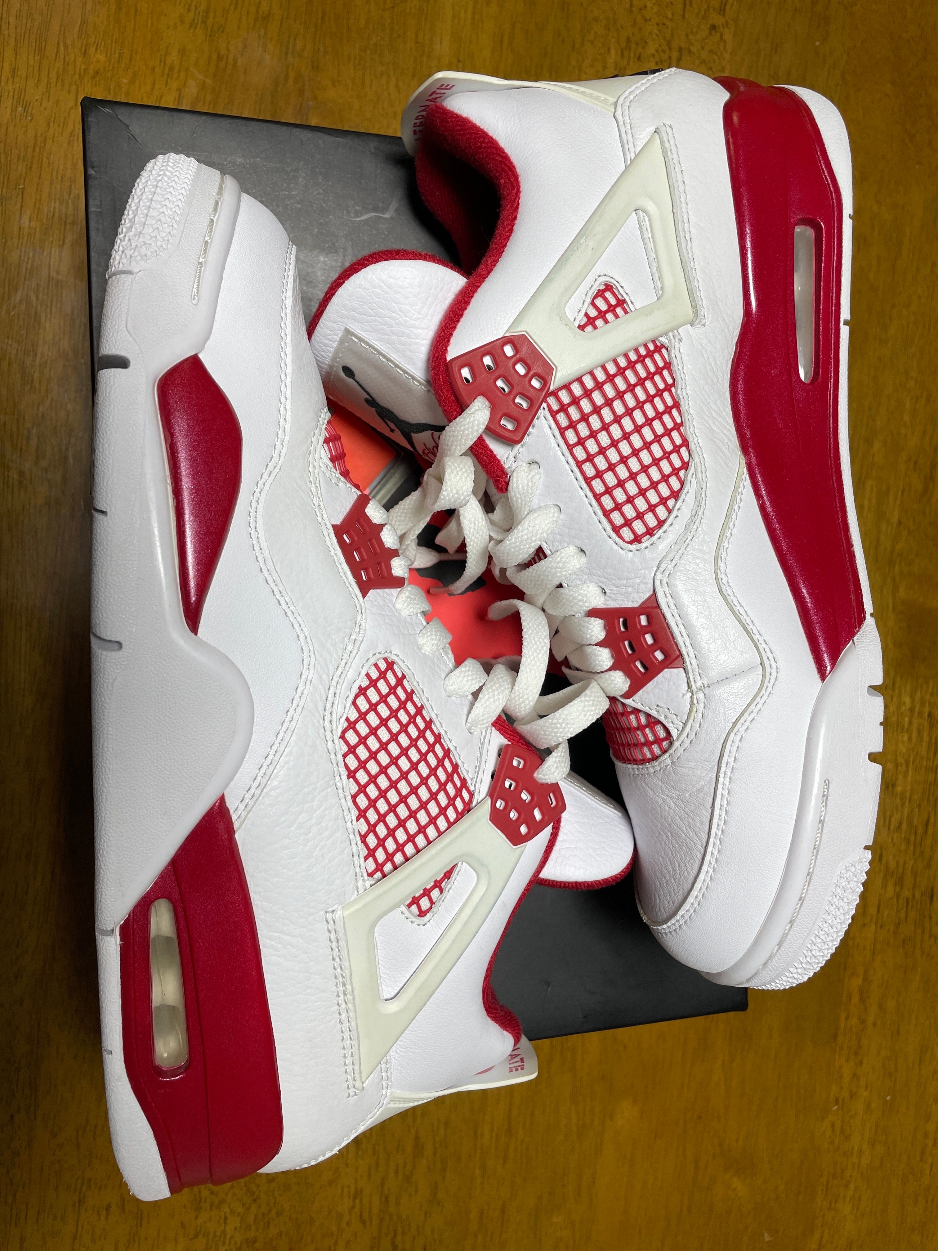 Nike Air Jordan 4 Retro "Alternate 89"