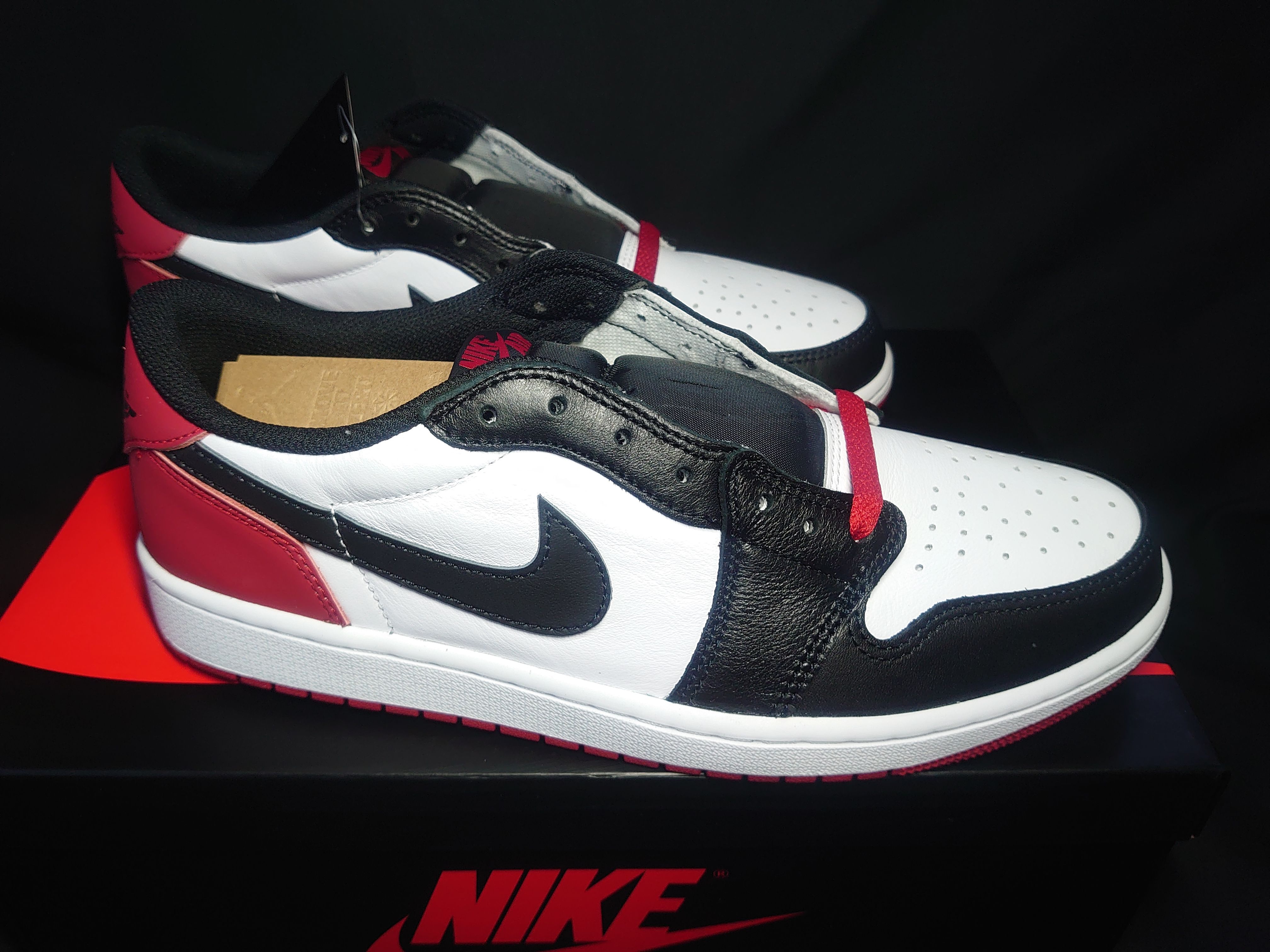 Nike Air Jordan 1 Retro Low OG "Black Toe"