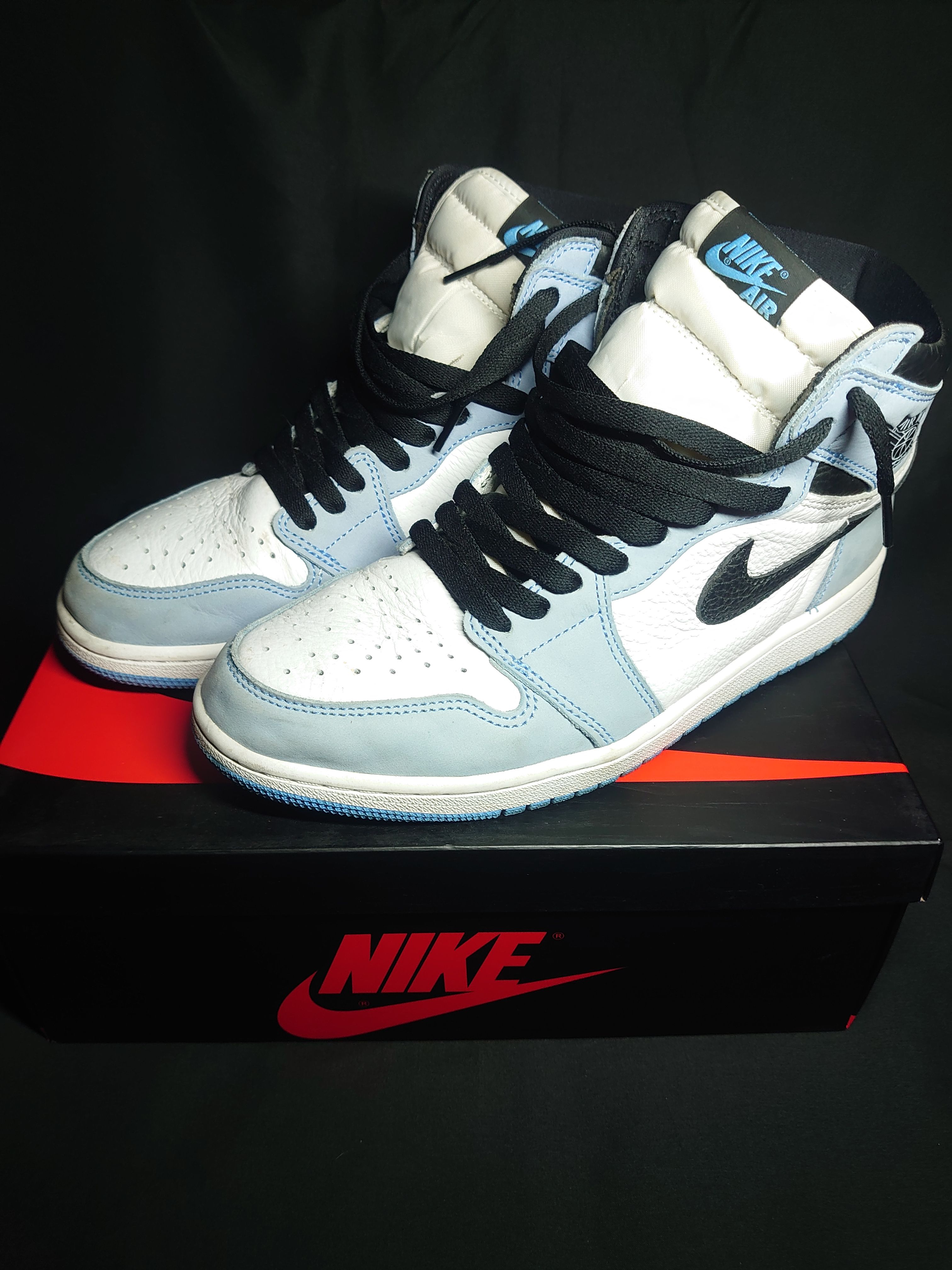 Nike Air Jordan 1 High OG "University Blue"