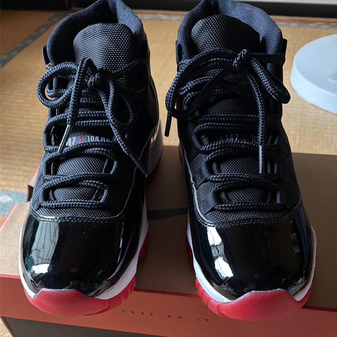 Nike Air Jordan 11 Retro "Bred"