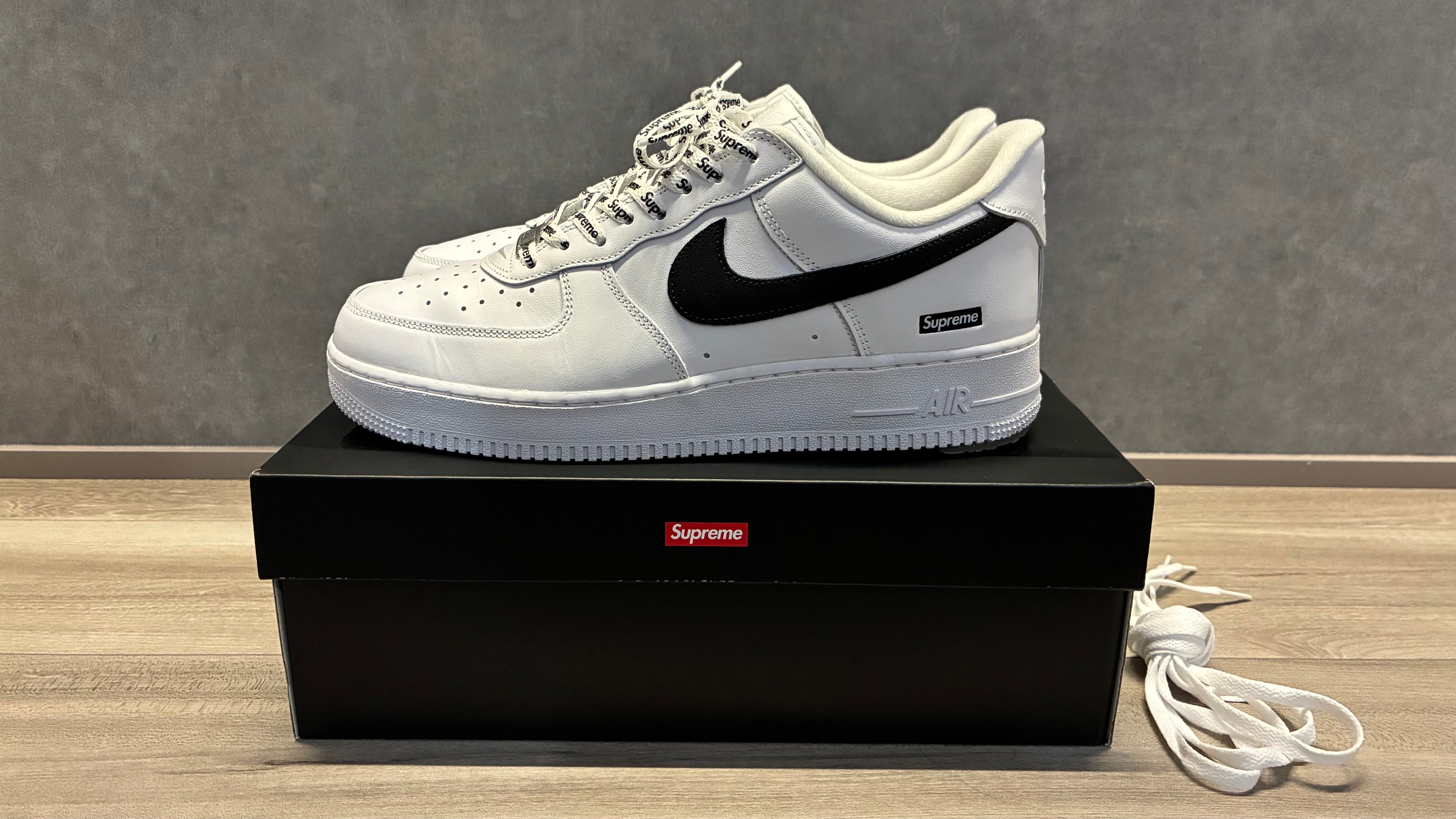 Supreme × Nike Air Force 1 Low "White/Black"