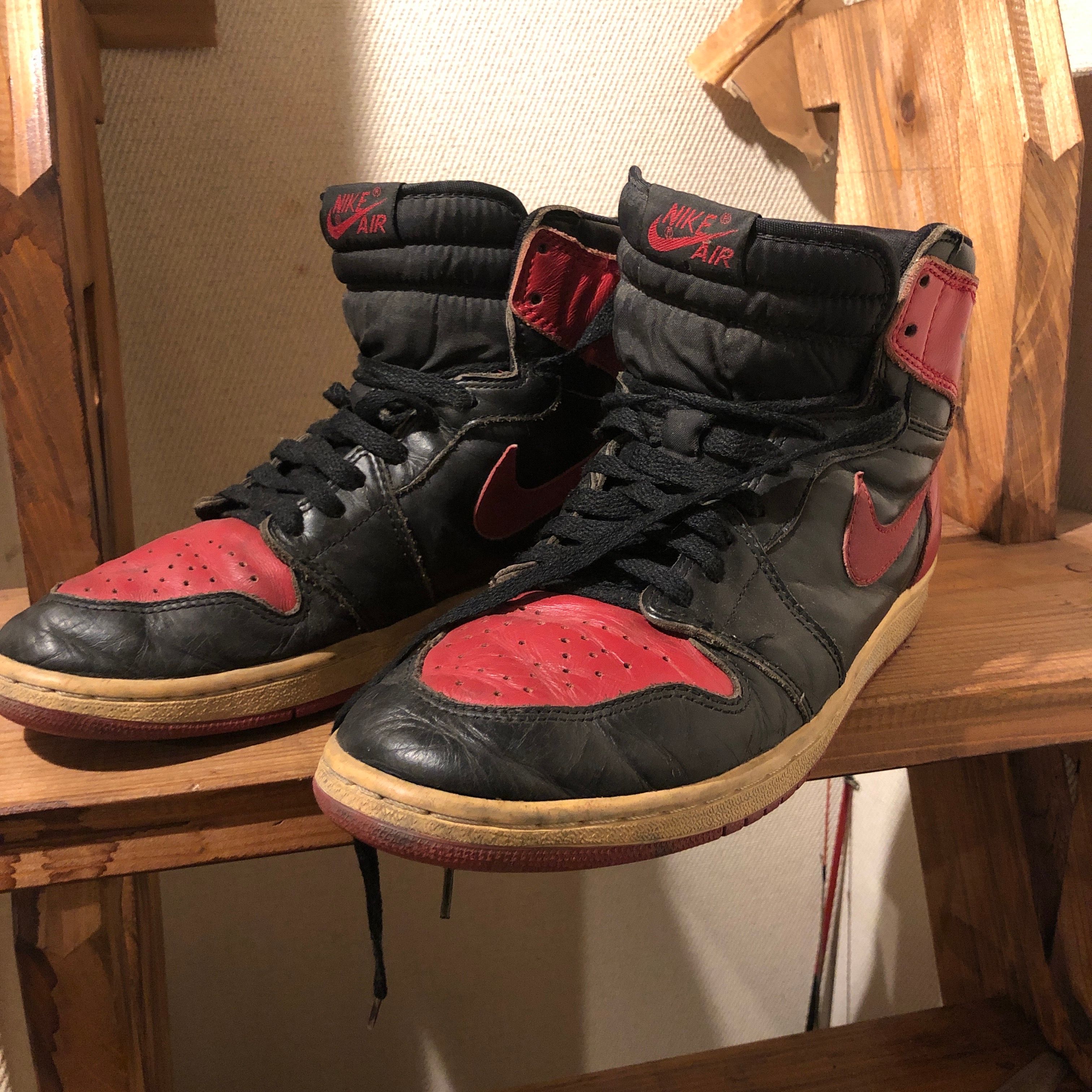 Nike Air Jordan 1 Retro High OG "Bred/Banned" (2016)