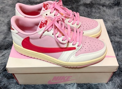 Travis Scott × Nike Air Jordan 1 Retro Low OG "Sail/Tropical Pink"