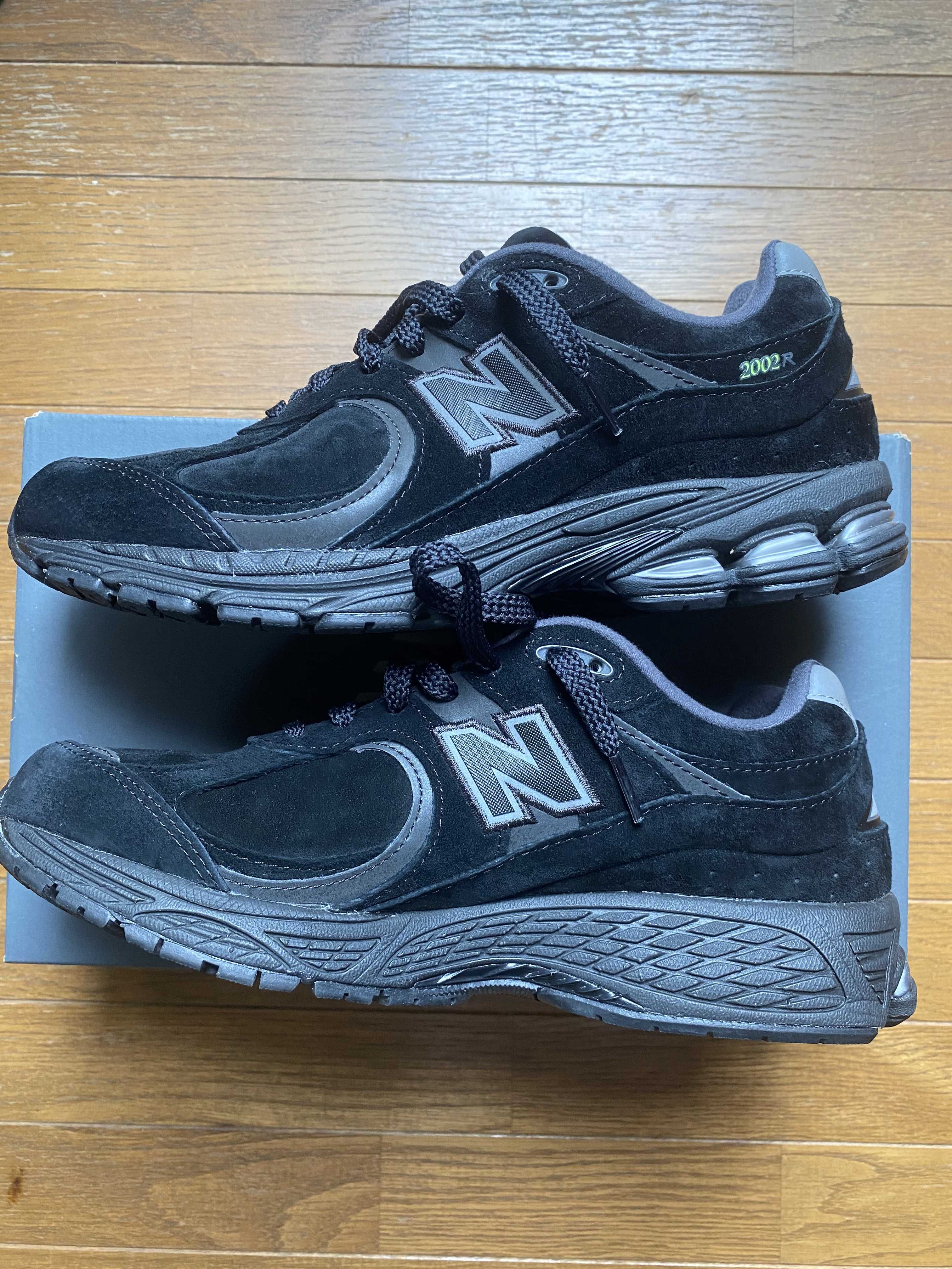 New Balance 2002R "Black"