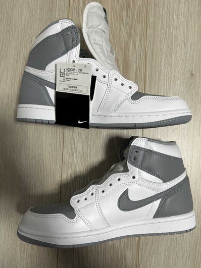 Nike Air Jordan 1 High OG "Stealth"