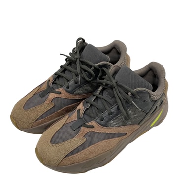 YEEZY BOOST 700 WAVE RUNNER DARK GREY