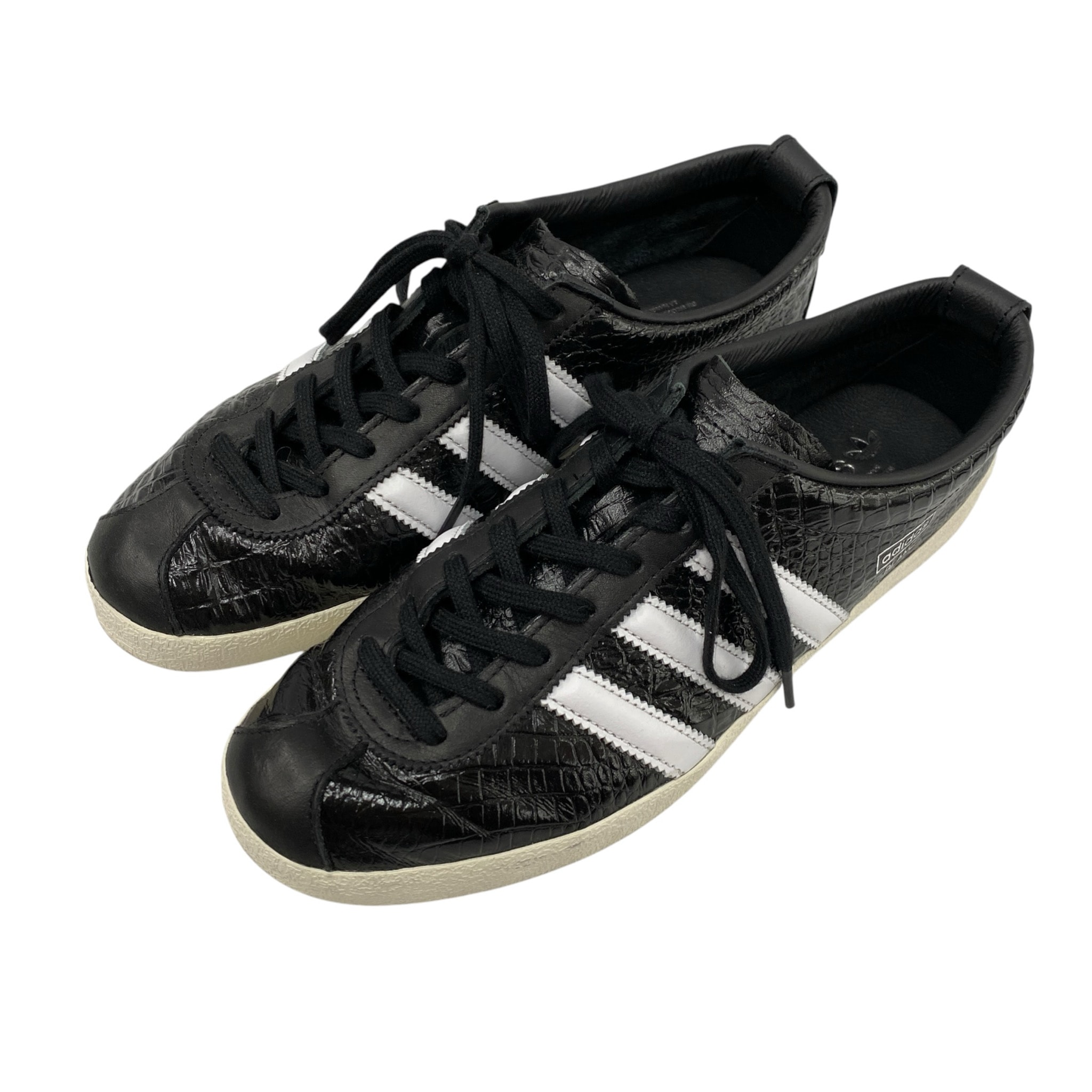 adidas Women's Blanc "Core Black/Cloud White/Off White"