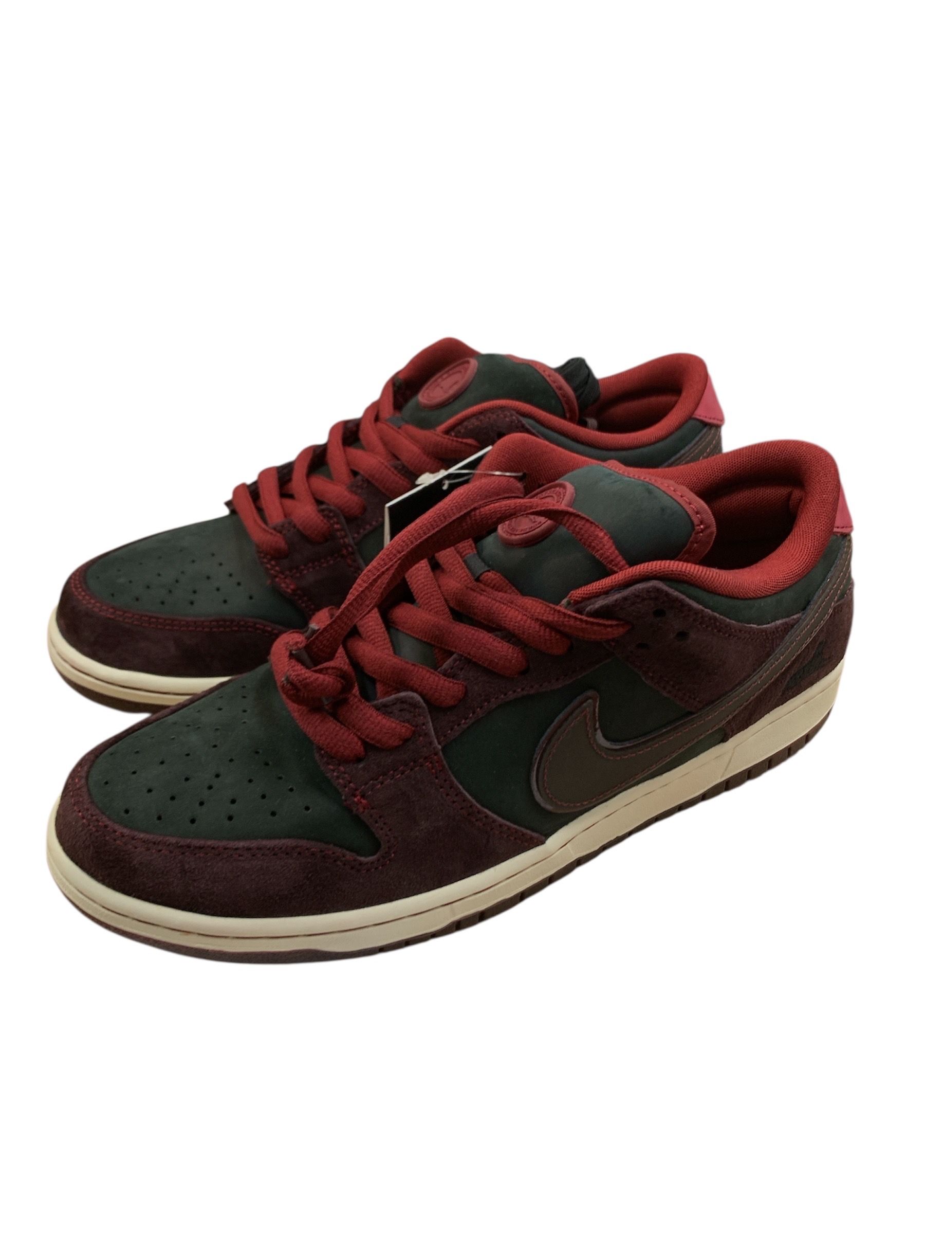 Riot Skateshop × Nike SB Dunk Low Pro QS "Mahogany and Team Red"