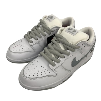 Supreme × Nike SB Dunk Low "White/Metallic Silver" (25FW Week2)