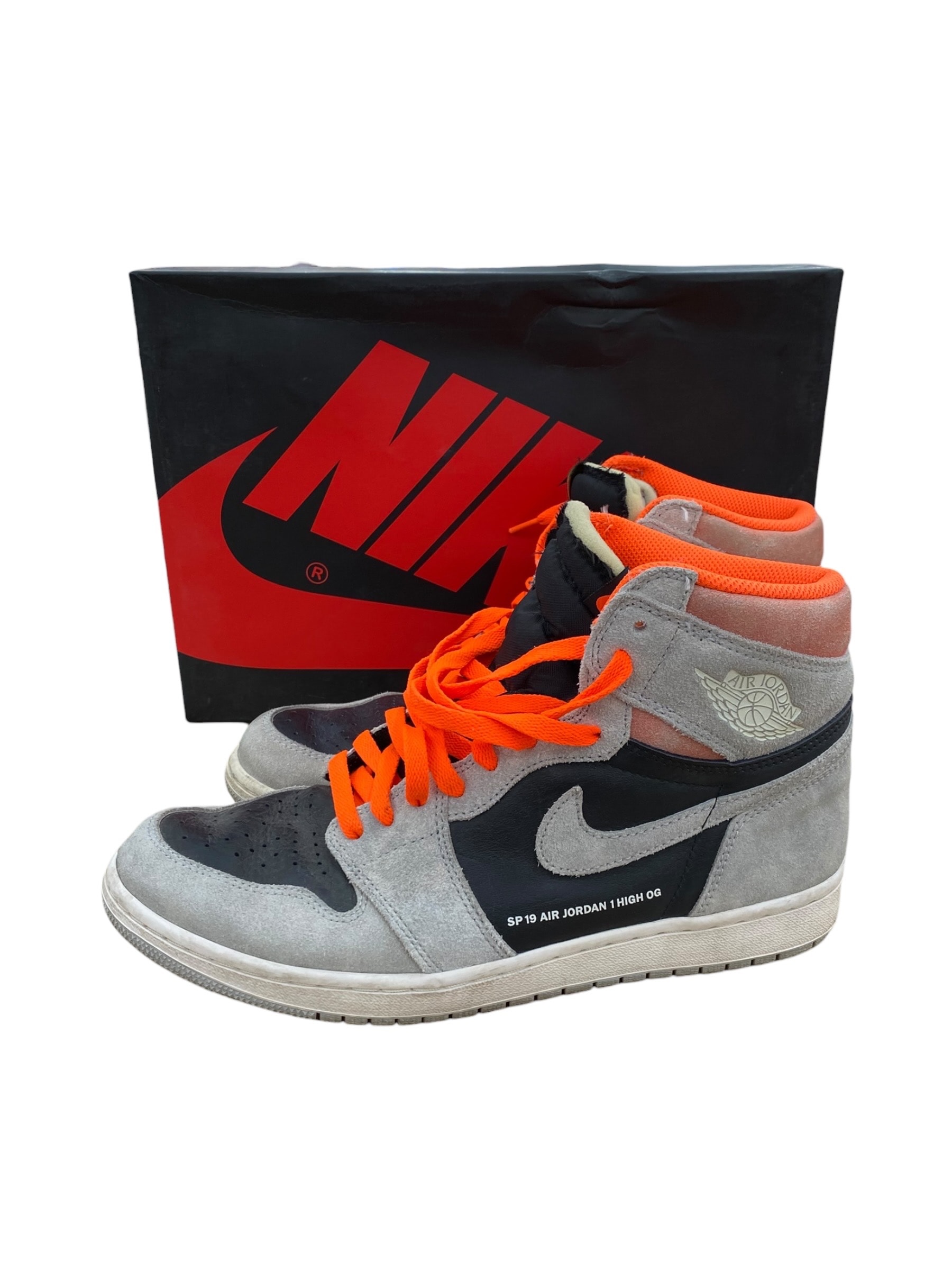Nike Air Jordan 1 Retro High OG "Hyper Crimson"