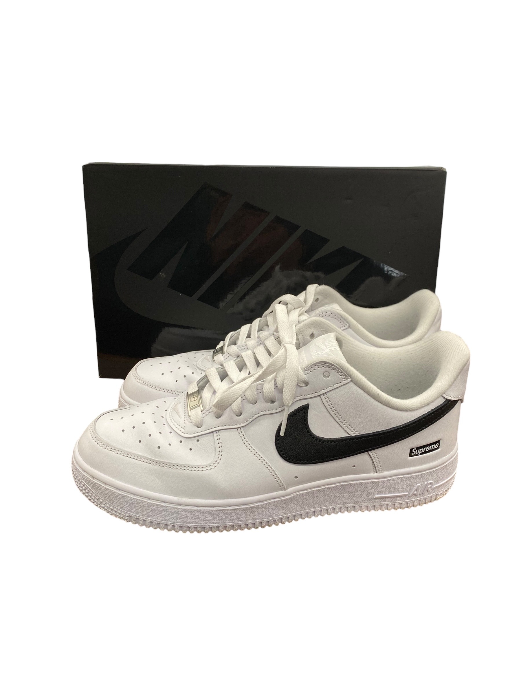 Supreme × Nike Air Force 1 Low "White/Black"